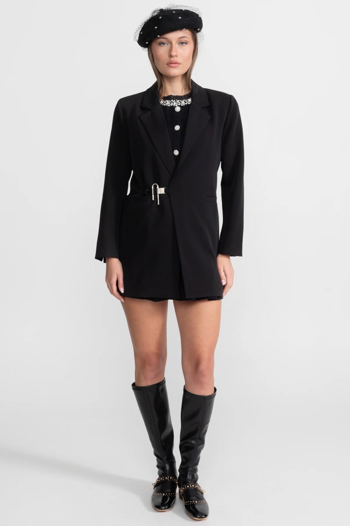 Single-Breasted Tailored Crepe Blazer with Buckle Belt – Black
