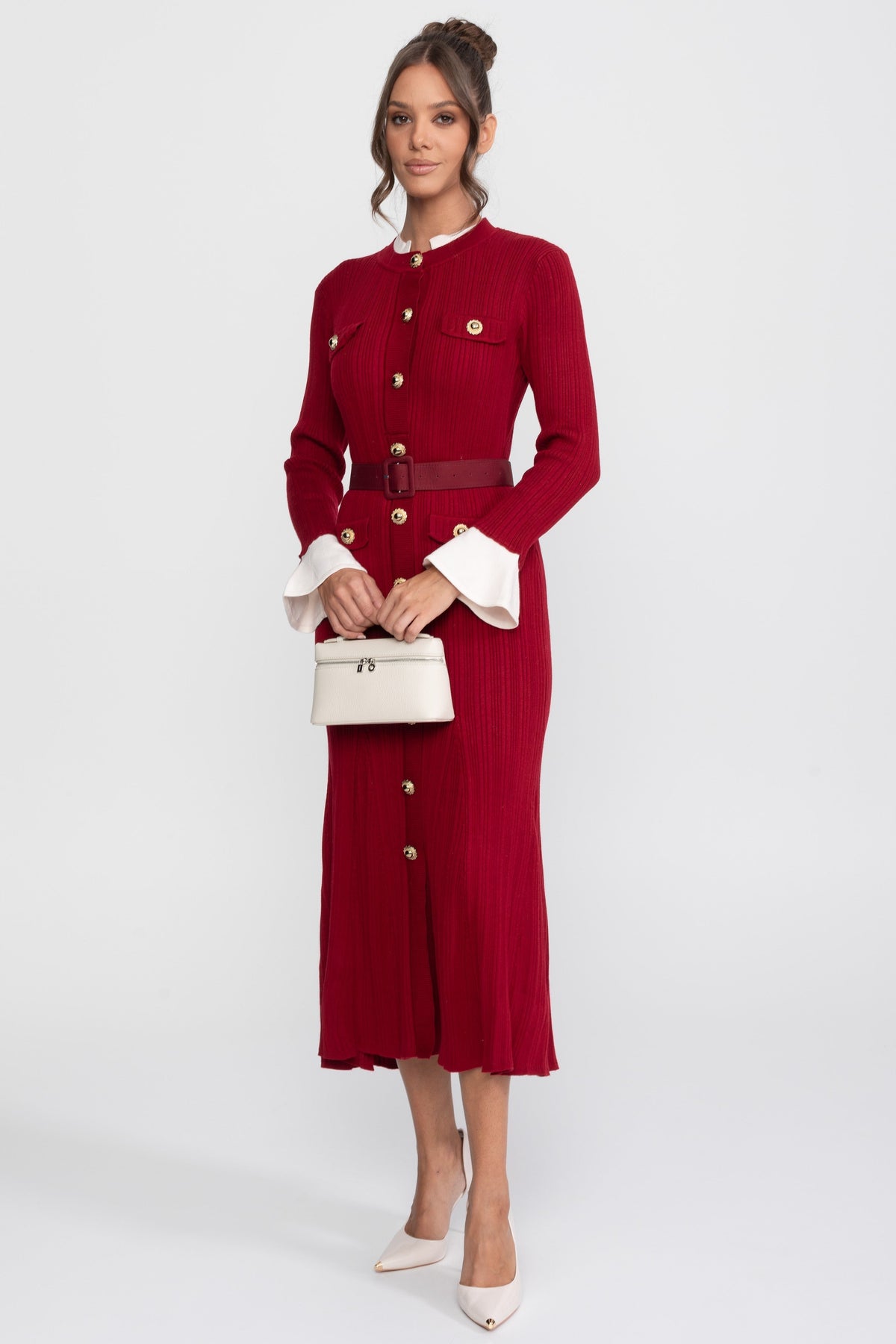 Fine Rib Knit Belted Midi Dress with Ivory Collar and Flared Cuffs – Red – view 3