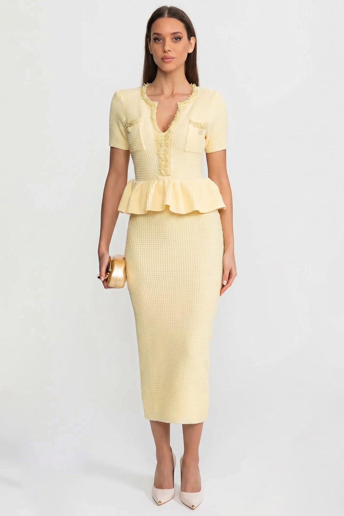 Fitted Knit Midi Dress with Peplum Waist and Patch Pockets – Yellow – view 4