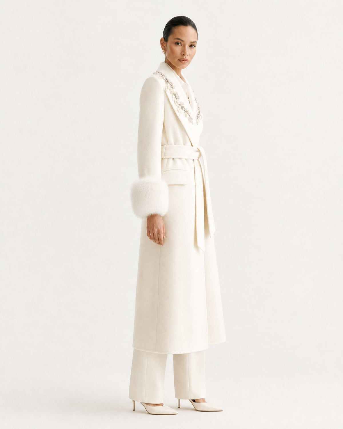 Hamptons Long Wool Cashmere Coat with Embellished Collar – view 25