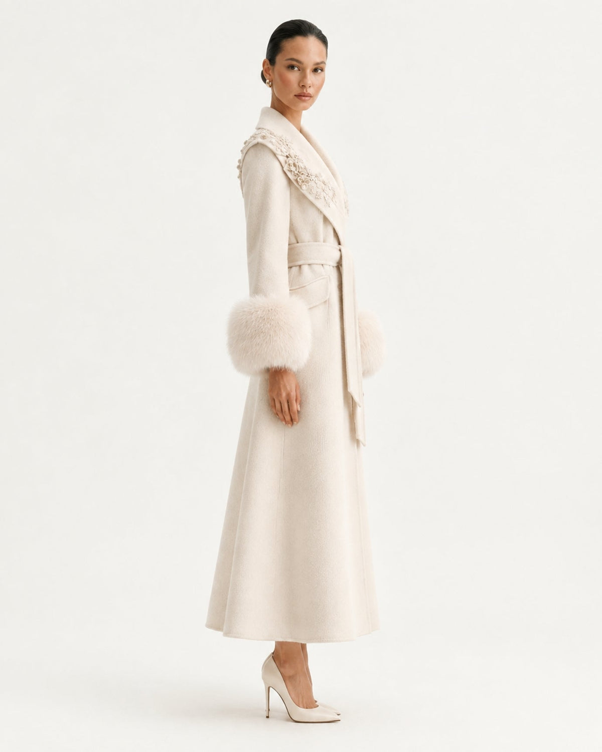 Hamptons Long Wool Cashmere Coat with Embellished Collar – view 8