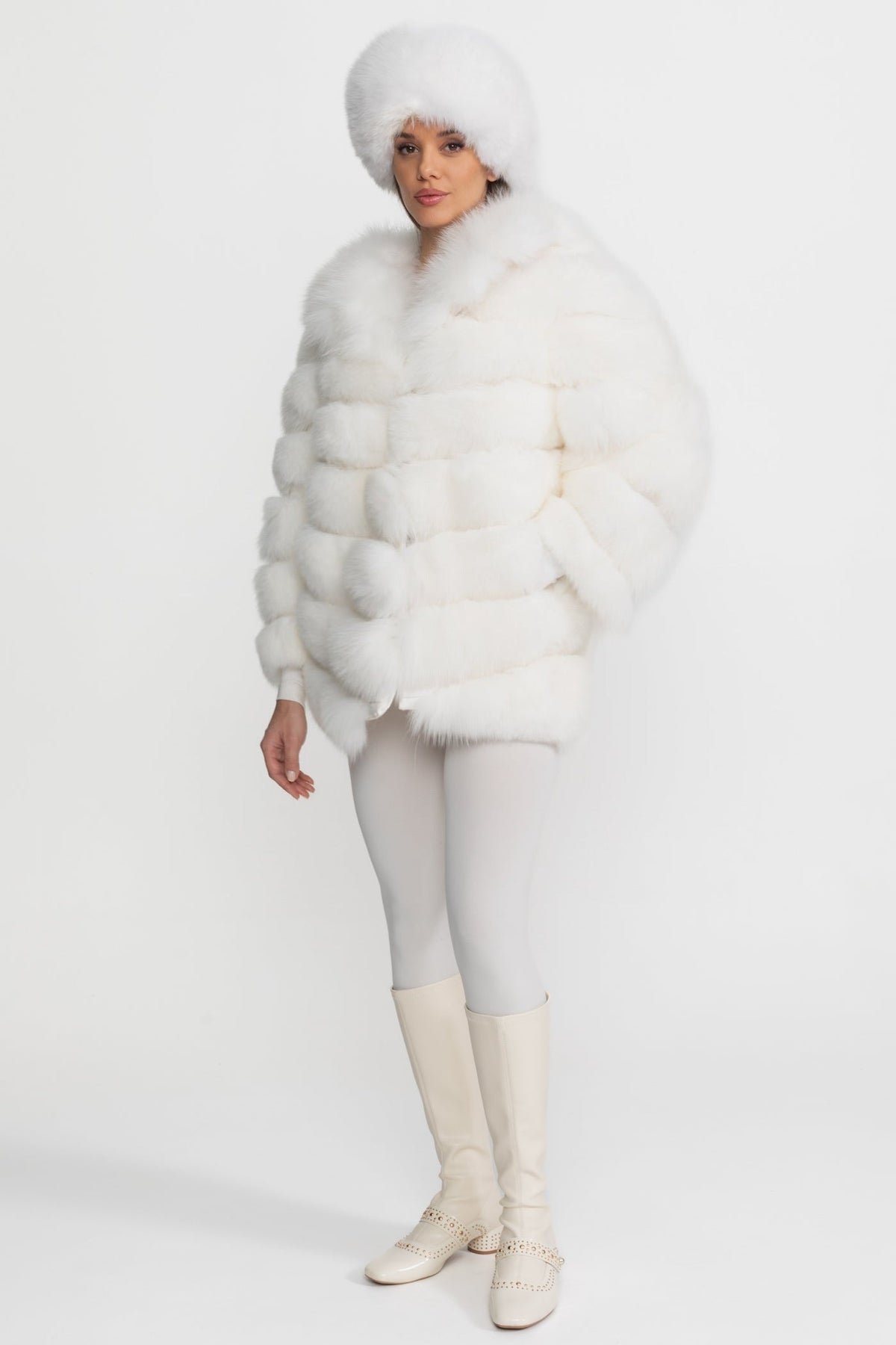 Tiered Cropped Jacket with Oversized Shawl Collar – White – view 4