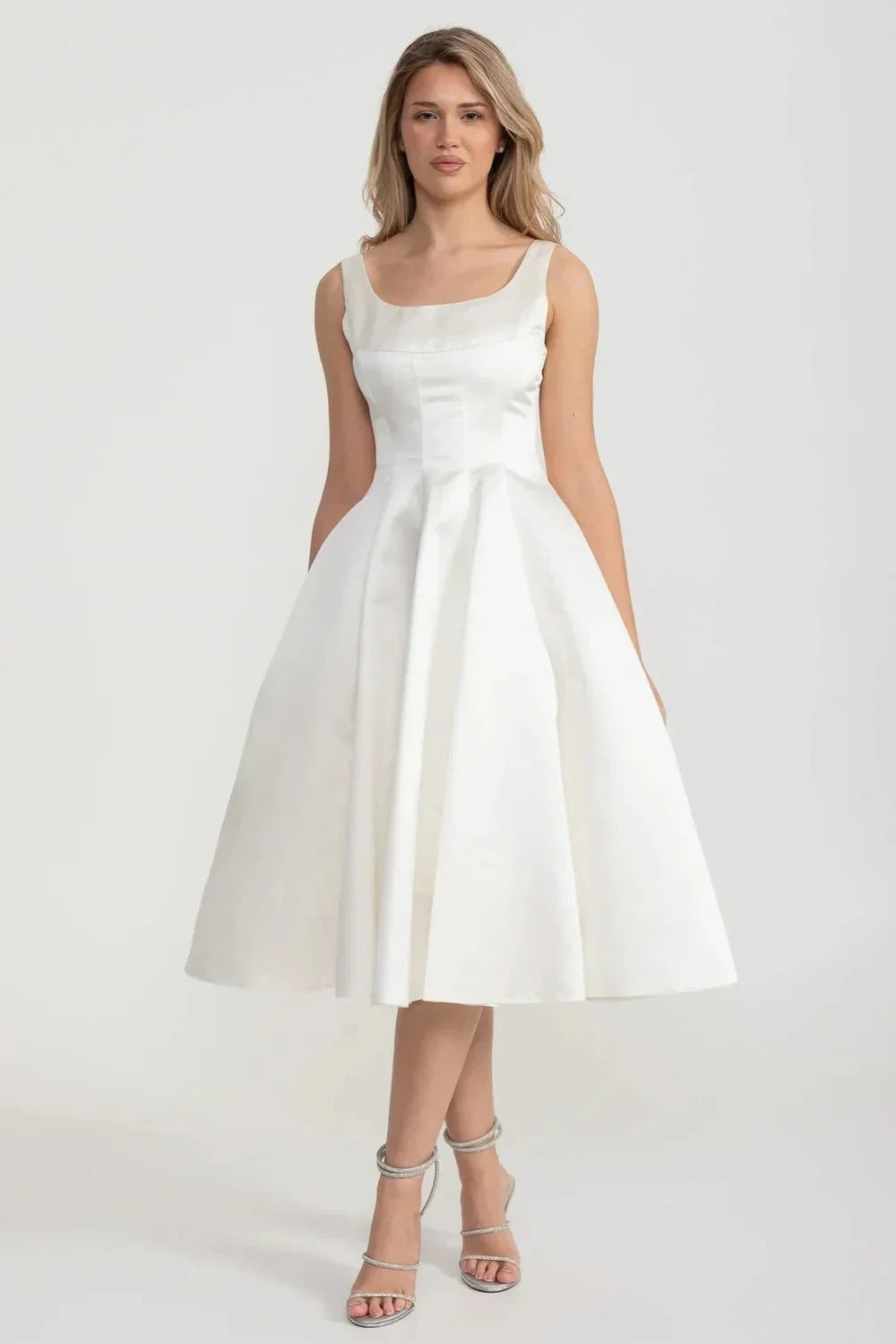 Sleeveless A-Line Midi Dress with Tailored Bodice and Flared Skirt – White