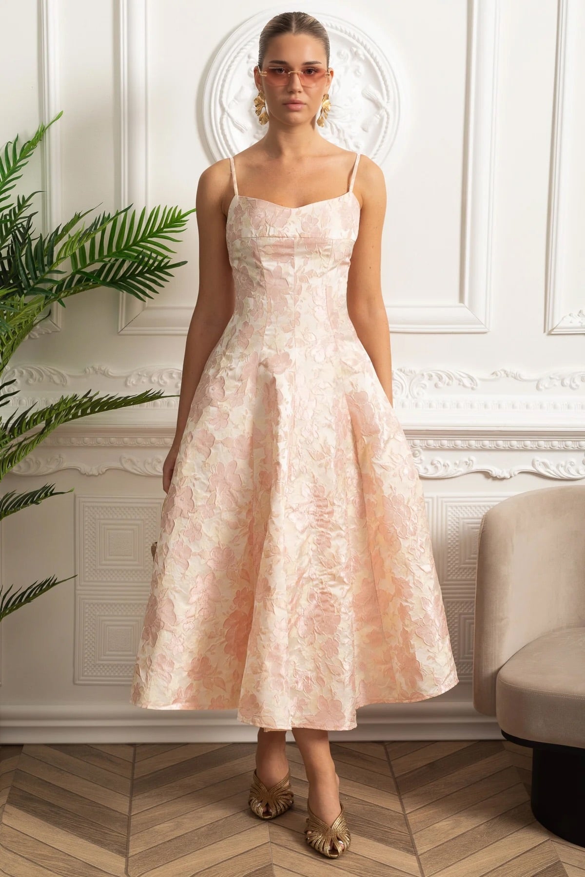 Floral Jacquard Sweetheart Neck Fit and Flare Midi Dress – Blush Pink – view 1