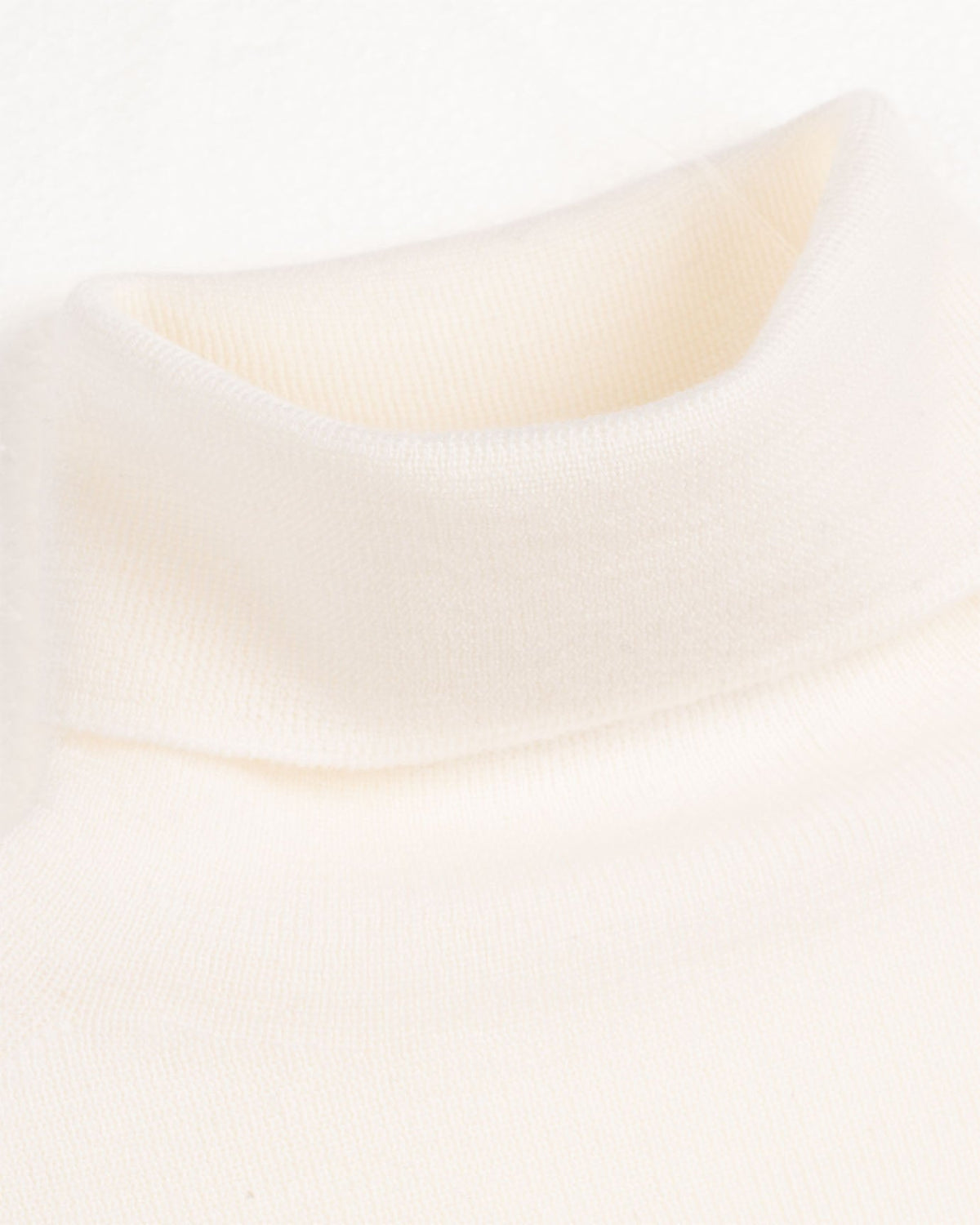 Cashmere and Wool Blend Lightweight Knit Pullover Jumper – view 23