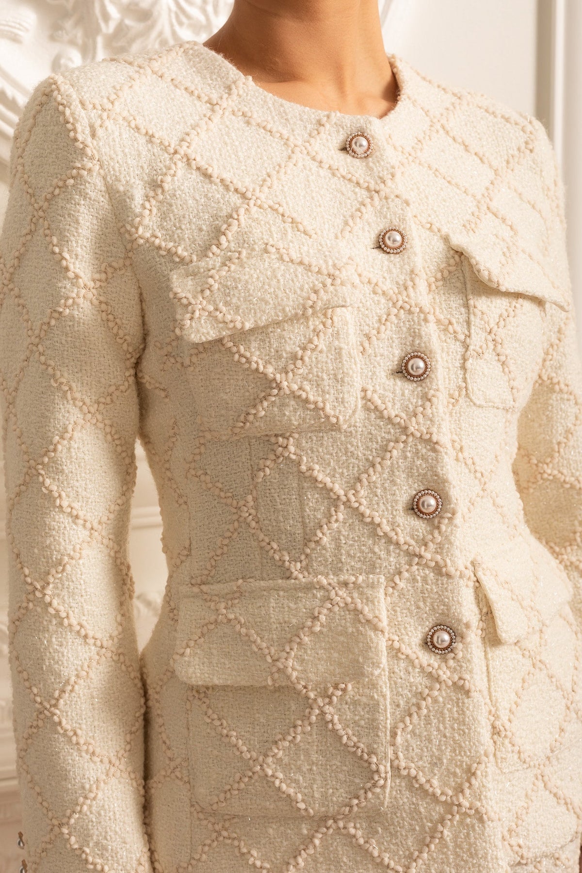 Diamond Textured Jacket and Shorts Set with Gold Buttons – Ivoire – view 5
