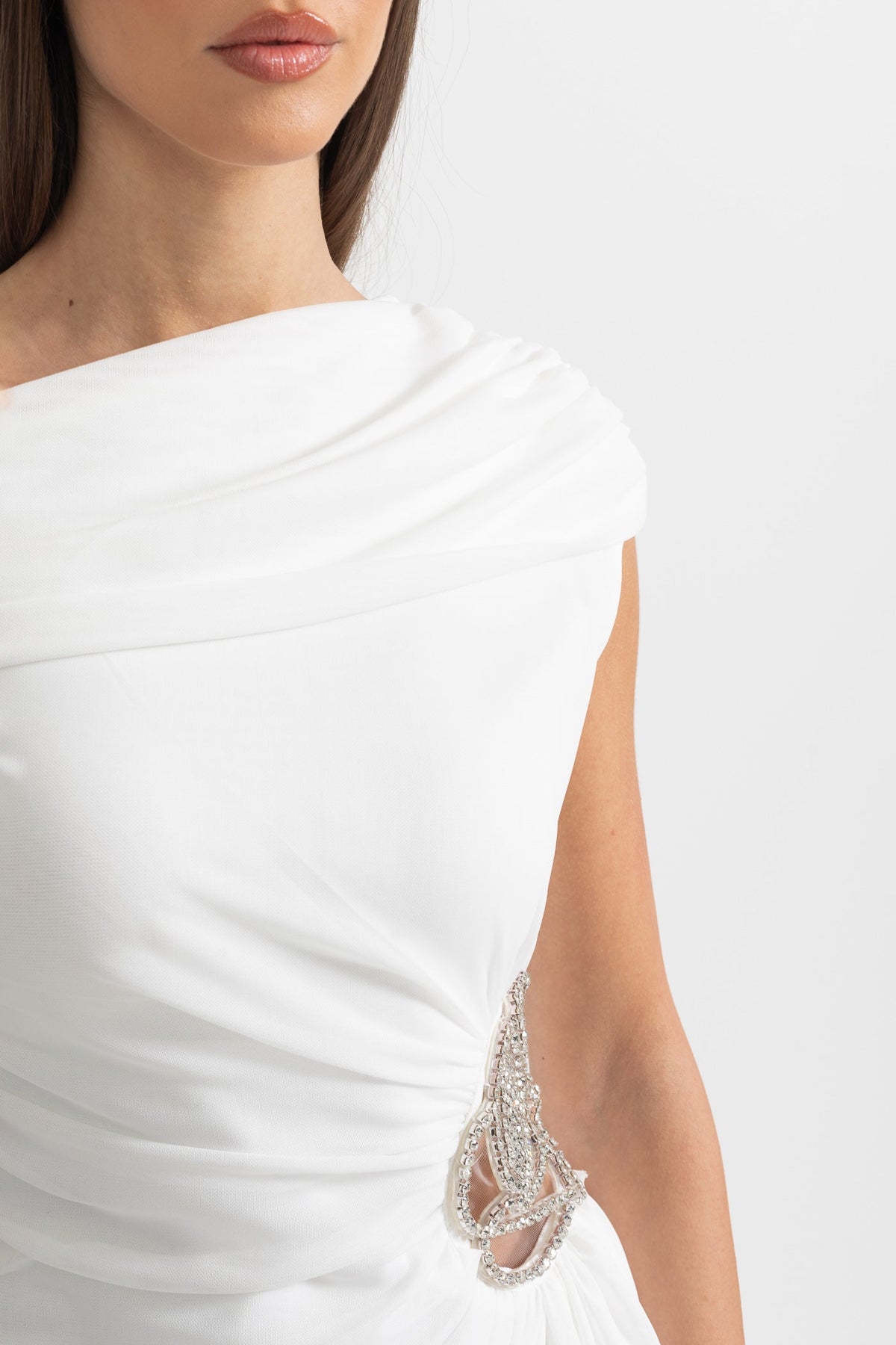 One-Shoulder Draped Asymmetric Mini Dress with Silver Floral Brooch – White – view 6