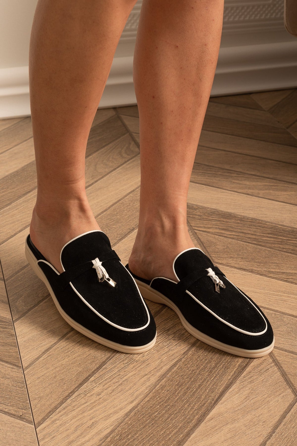 Suede Loafers with Metal Charms and Contrasting Beige Sole – Black and White – view 4
