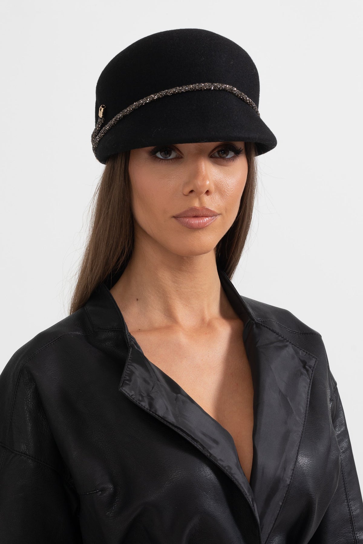 Short Brim Hat with Wrapped Detail and Chain Accent – Black – view 2