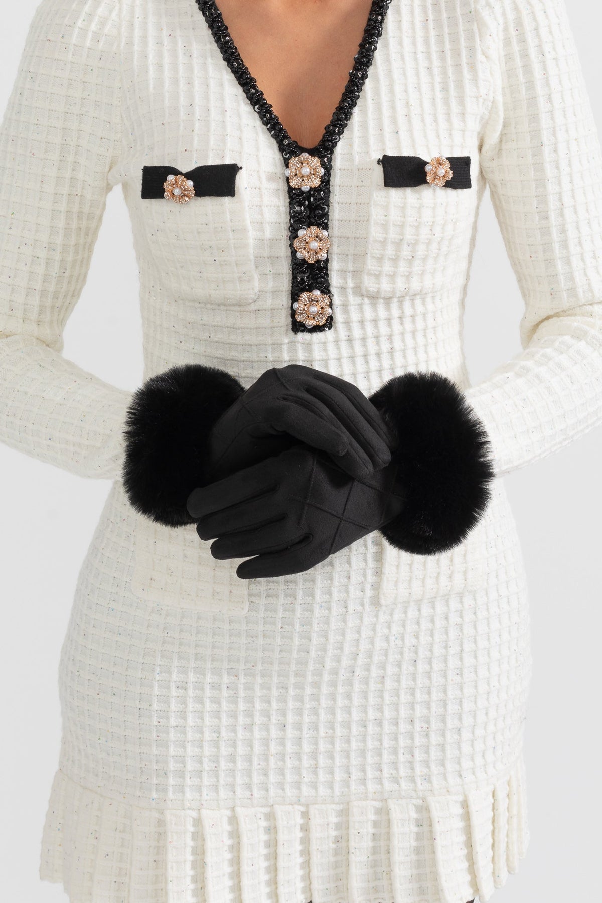 Quilted Suede-Effect Gloves with Fluffy Cuffs – Black – view 3