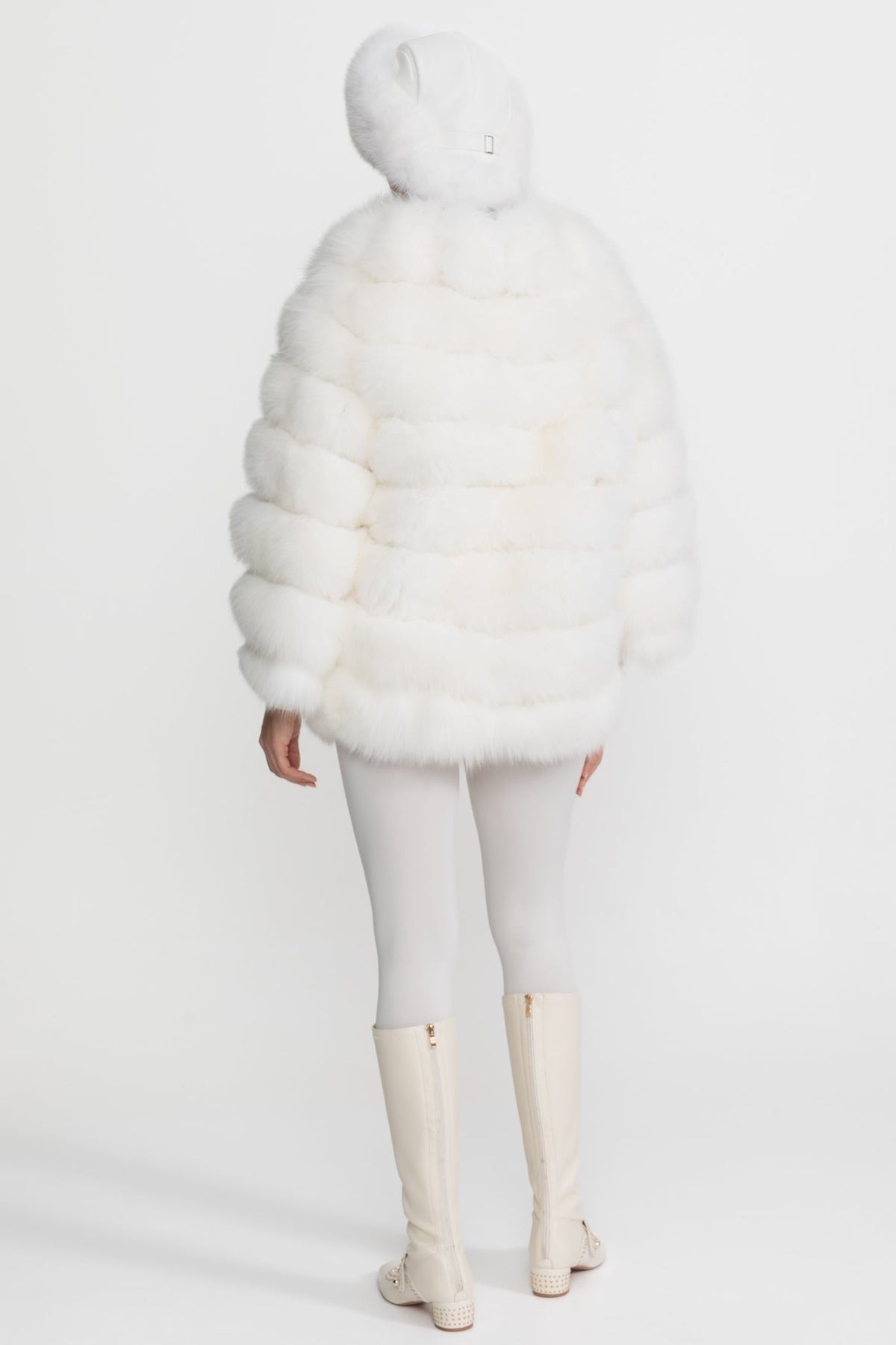 Tiered Cropped Jacket with Oversized Shawl Collar – White – view 7