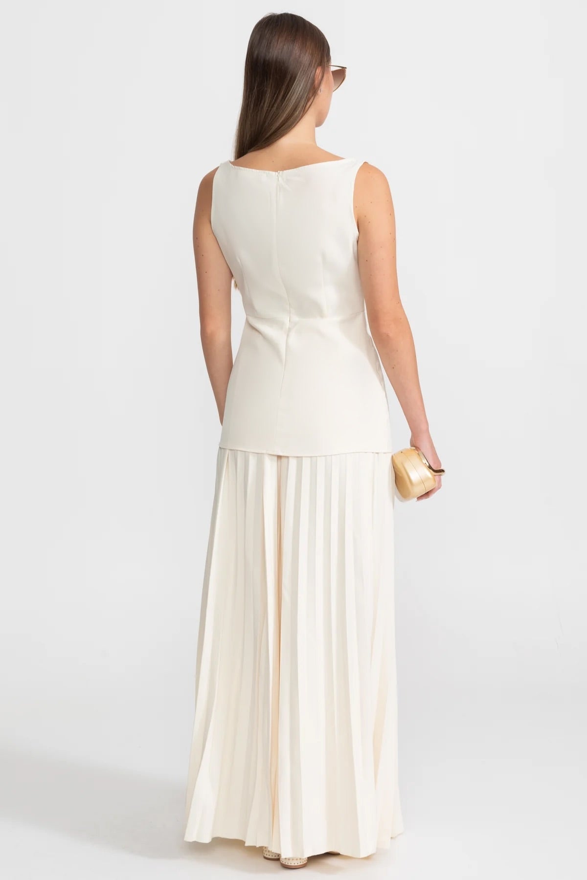 Sleeveless Bateau Neck Tailored Top and Pleated Maxi Skirt Set – Ivory – view 3