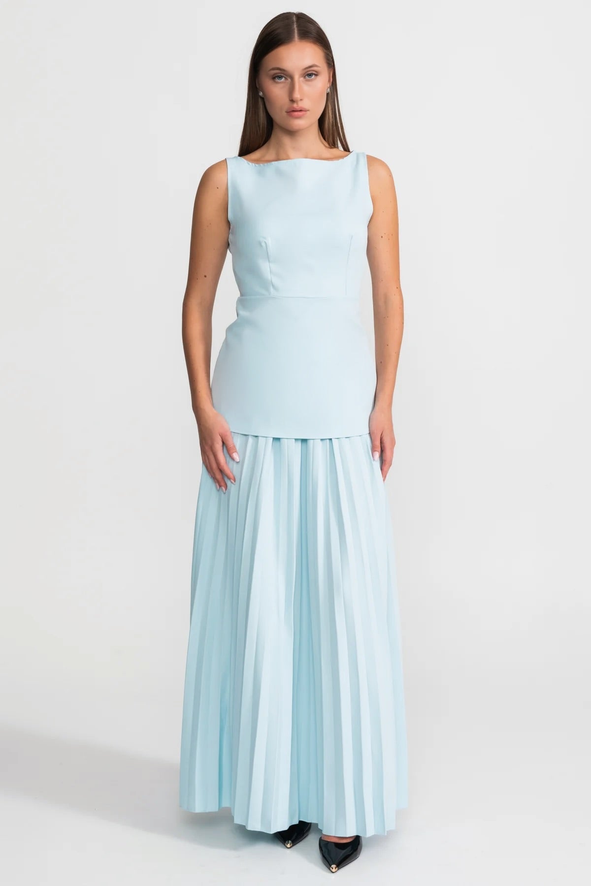Sleeveless Bateau Neck Tailored Top and Pleated Maxi Skirt Set – Blue – view 1