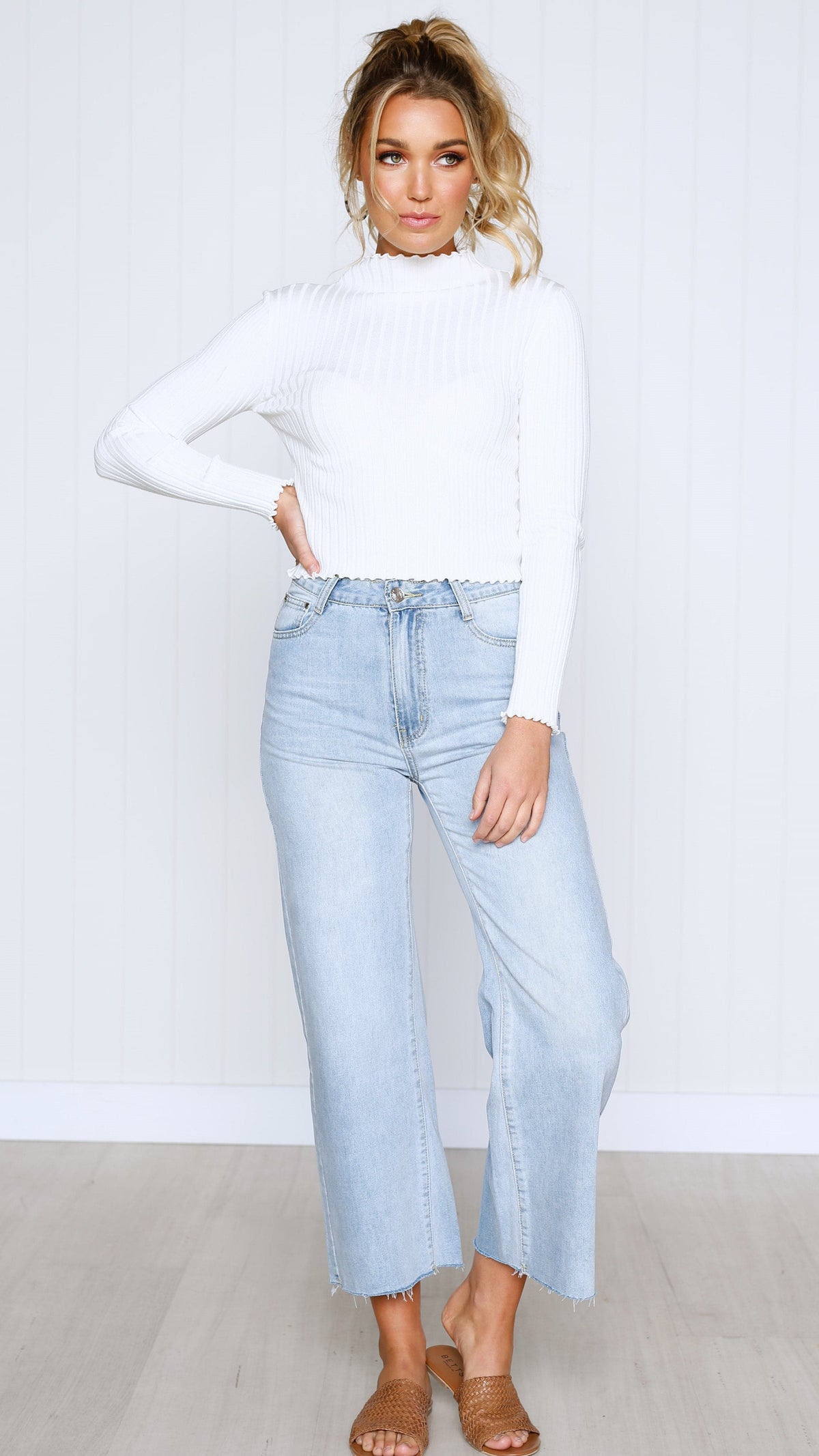 Jaykowa Mid Rise Wide Leg Jeans with Distressed Hem – Light Wash – view 24