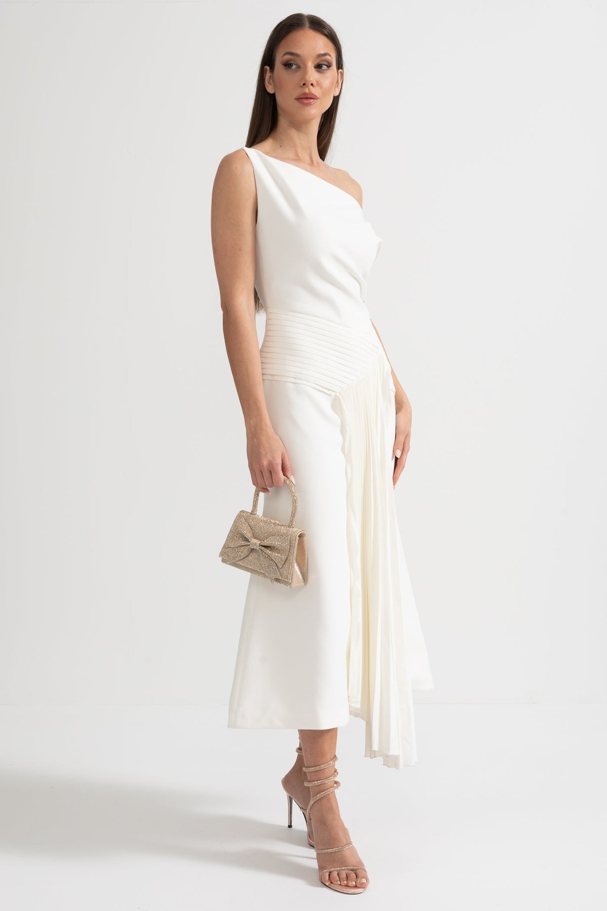 Off-Shoulder Minimalist Midi Dress with Pleated Waist – White – view 2
