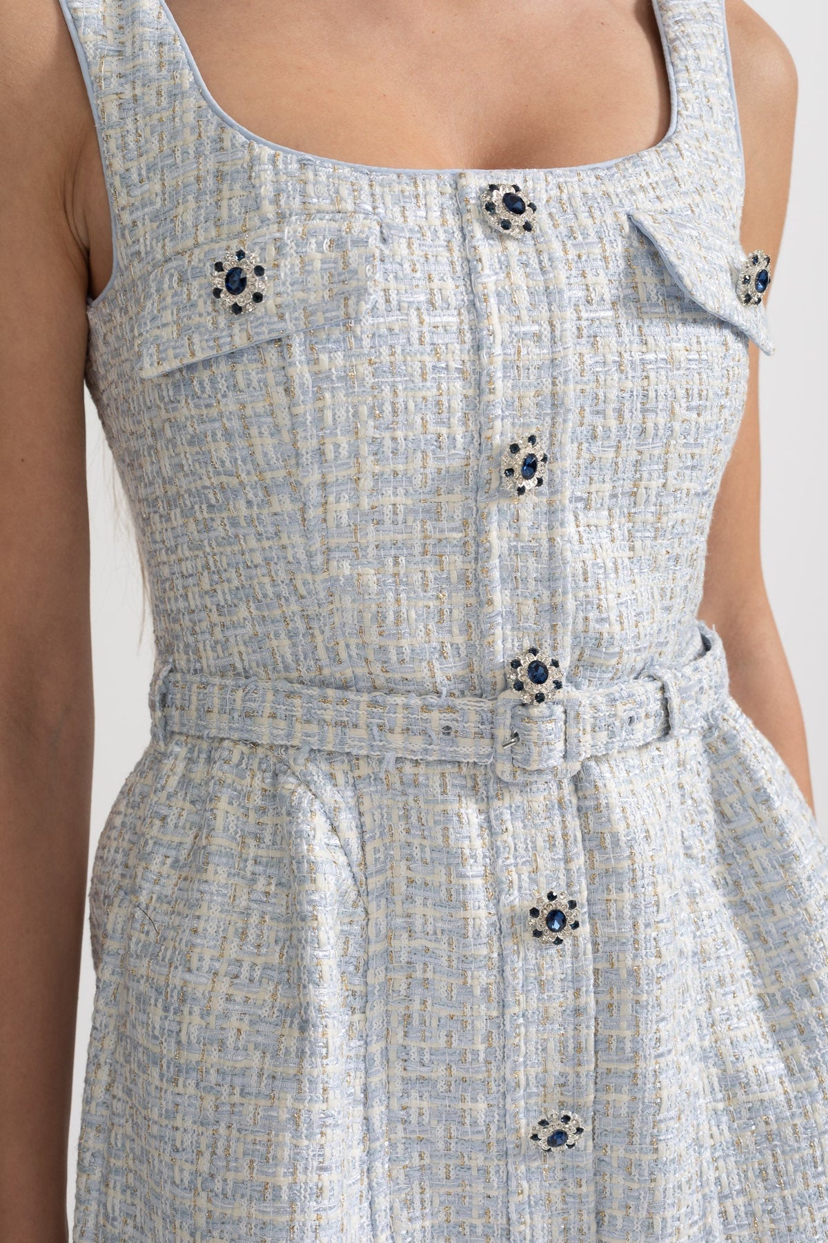 Sleeveless Tweed Mini Dress with Scoop Neck and Contrast Buttons – Light Blue – view 6