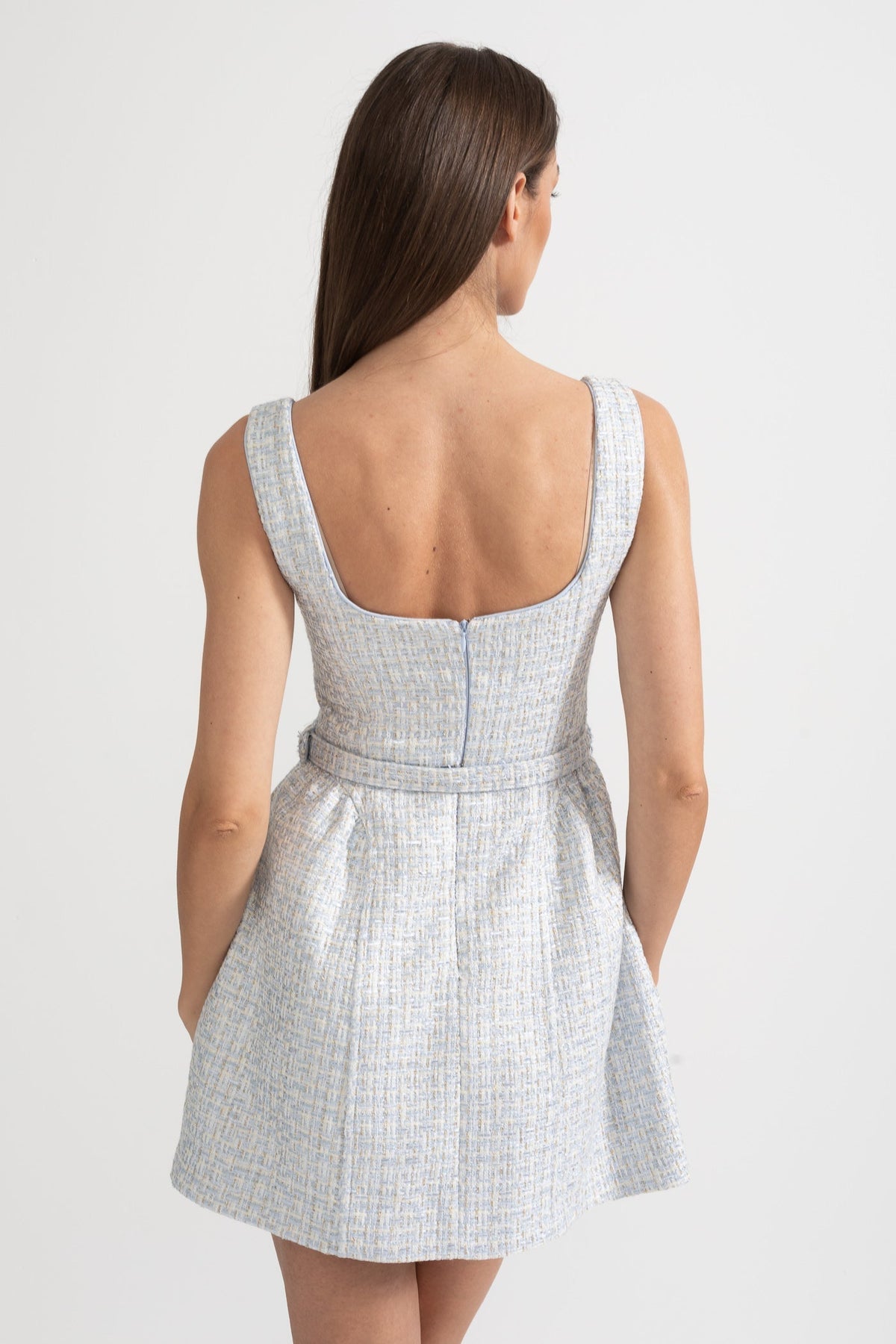 Sleeveless Tweed Mini Dress with Scoop Neck and Contrast Buttons – Light Blue – view 10