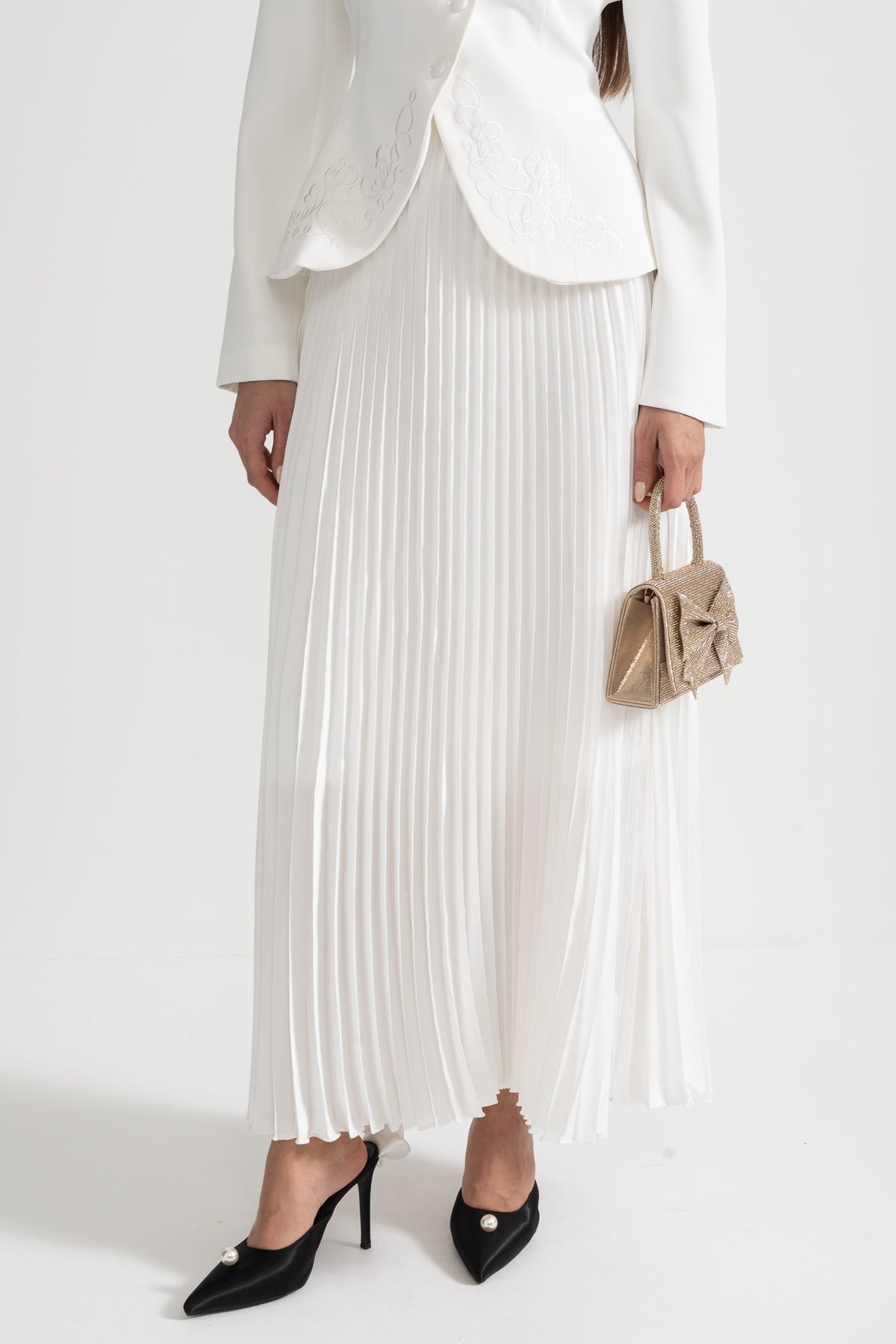 Mandarin Collar Jacket and Pleated Maxi Skirt Co-ord Set – White – view 10