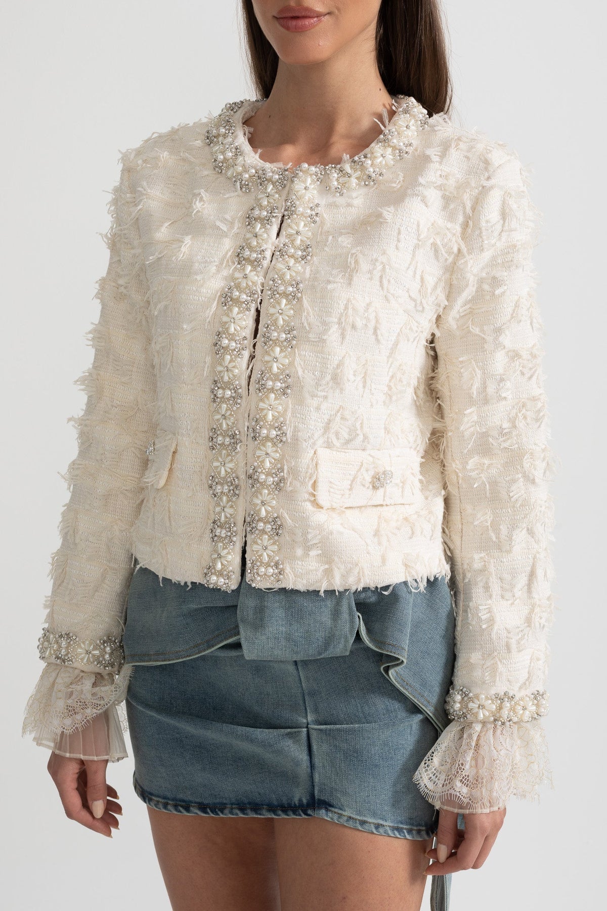 Cropped Tweed-Effect Jacket Top with Pearl and Crystal Trim – Ivoire – view 5