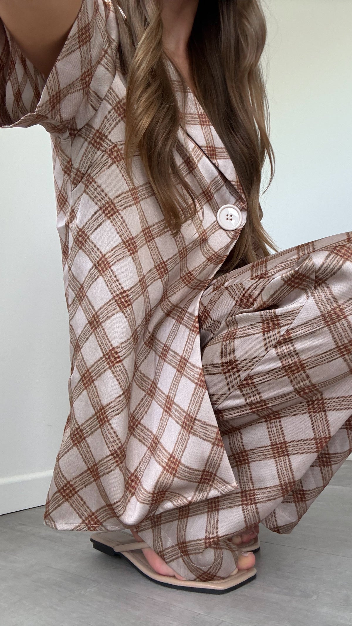 Imogen Boxy Oversized Collared Short Sleeve Shirt – Brown Plaid – view 5