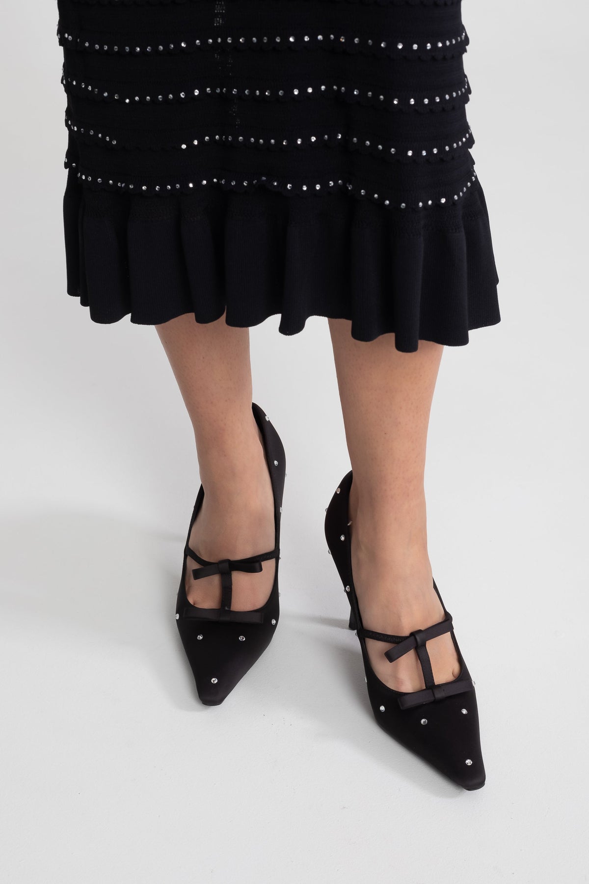 Bow Detail Pointed Toe T-Bar Pumps with Crystal Studs – Black – view 4