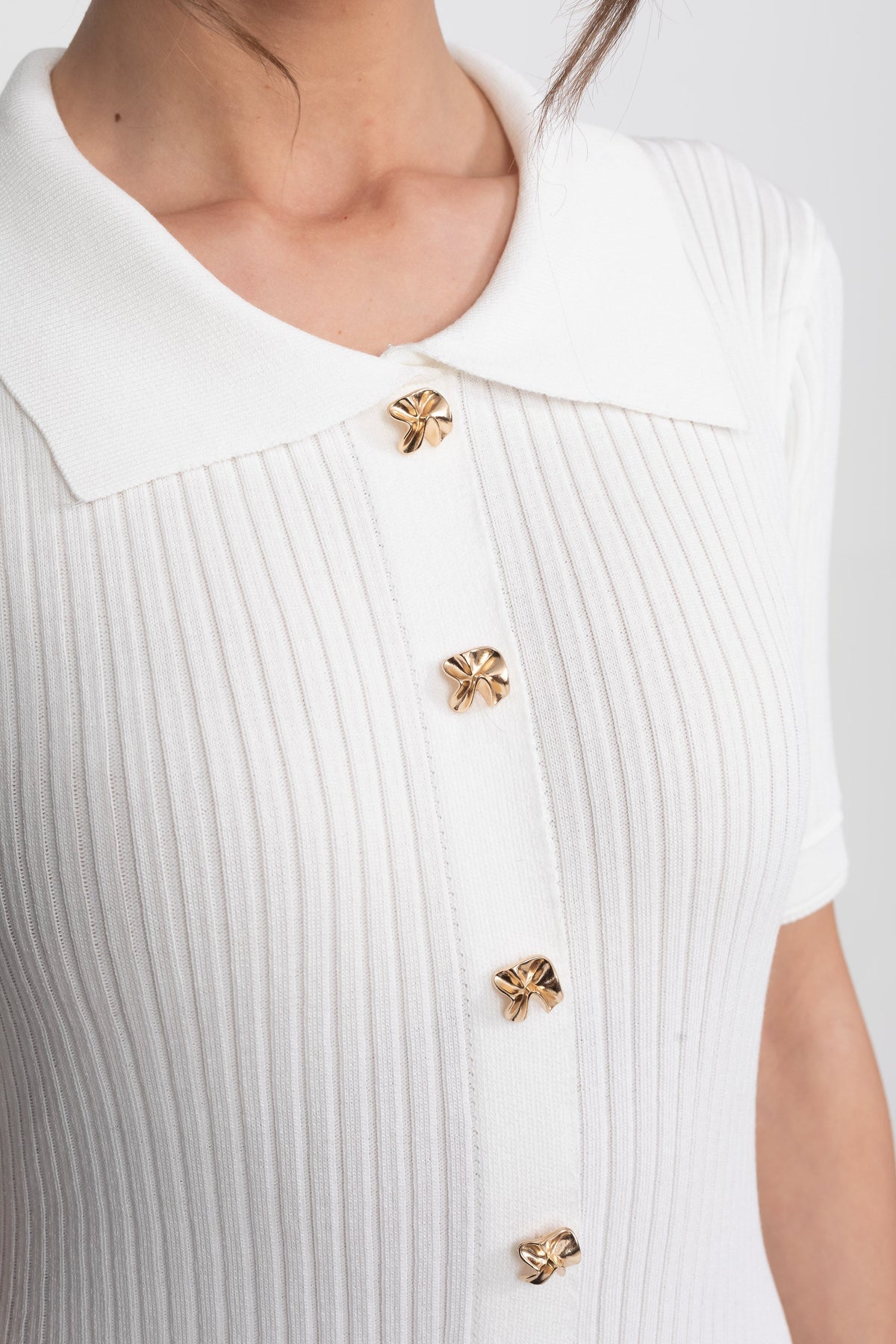 Ribbed Knit Peter Pan Collar Midi Dress with Pleated Skirt – White – view 6