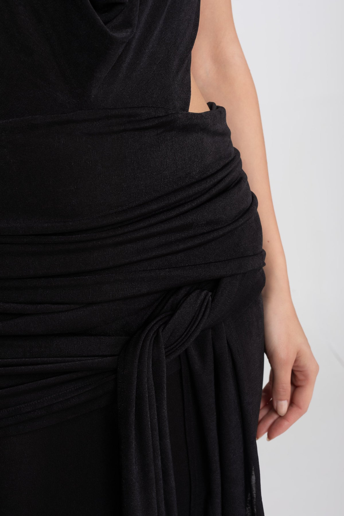 Deep V Halter Ruched Column Gown with Side Tie Sash – Black – view 8