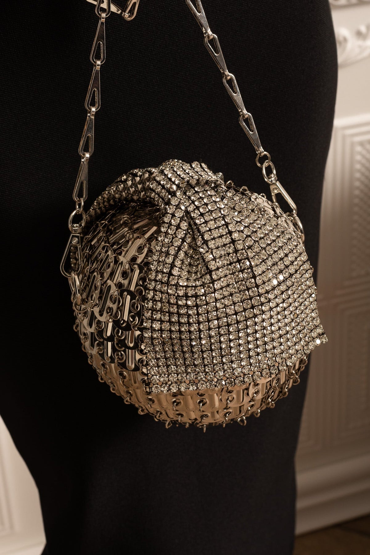 Spherical Metallic Handbag with Shimmering Embellishments – Silver