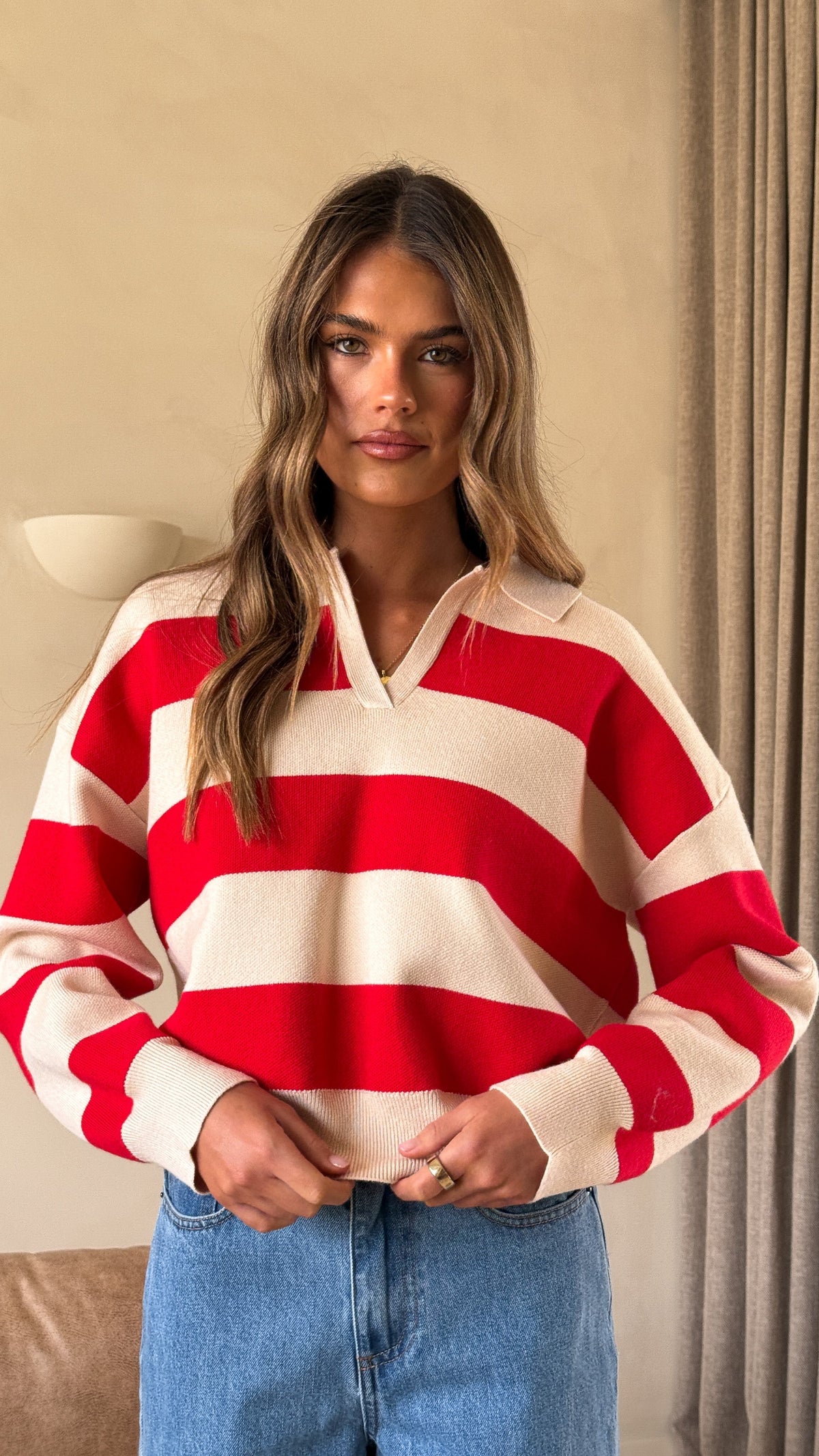 Kodi Collared V-Neck Boxy Knit Jumper – Red/Beige Stripe