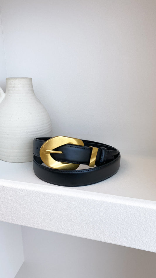 Evelyn Irregular Gold Buckle PU Leather Belt – Black