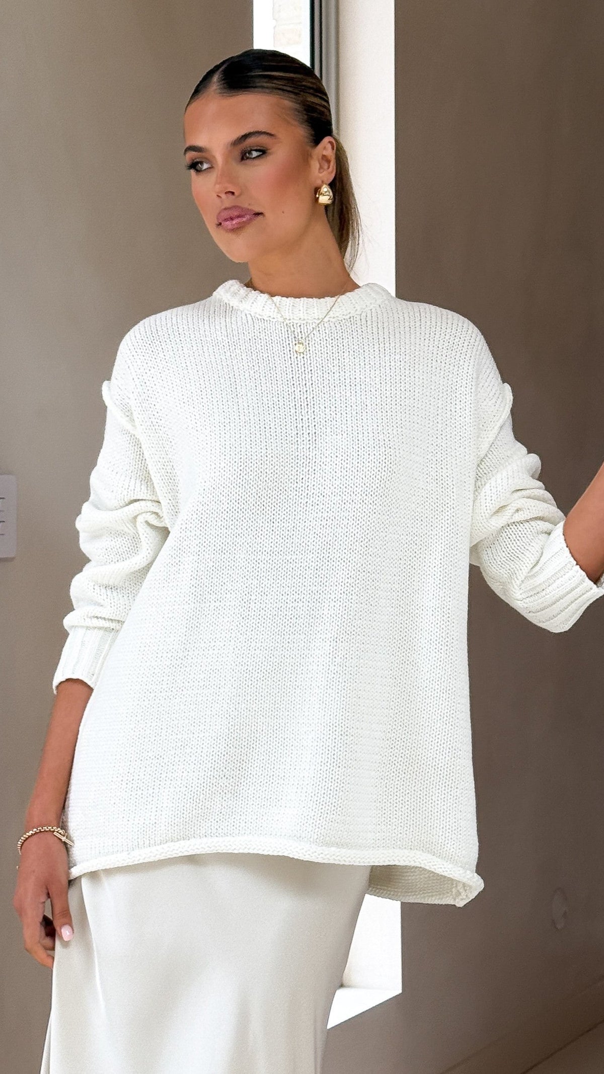Delvine Oversized Thick Knit Lettuce Hem Jumper – Cream – view 4