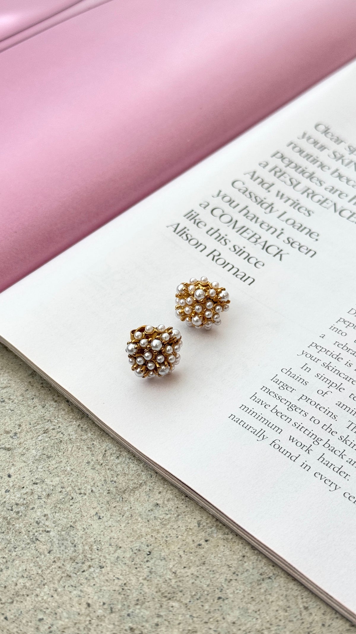 Yatima 18K Stud Earrings with Faux Pearl Details – Gold