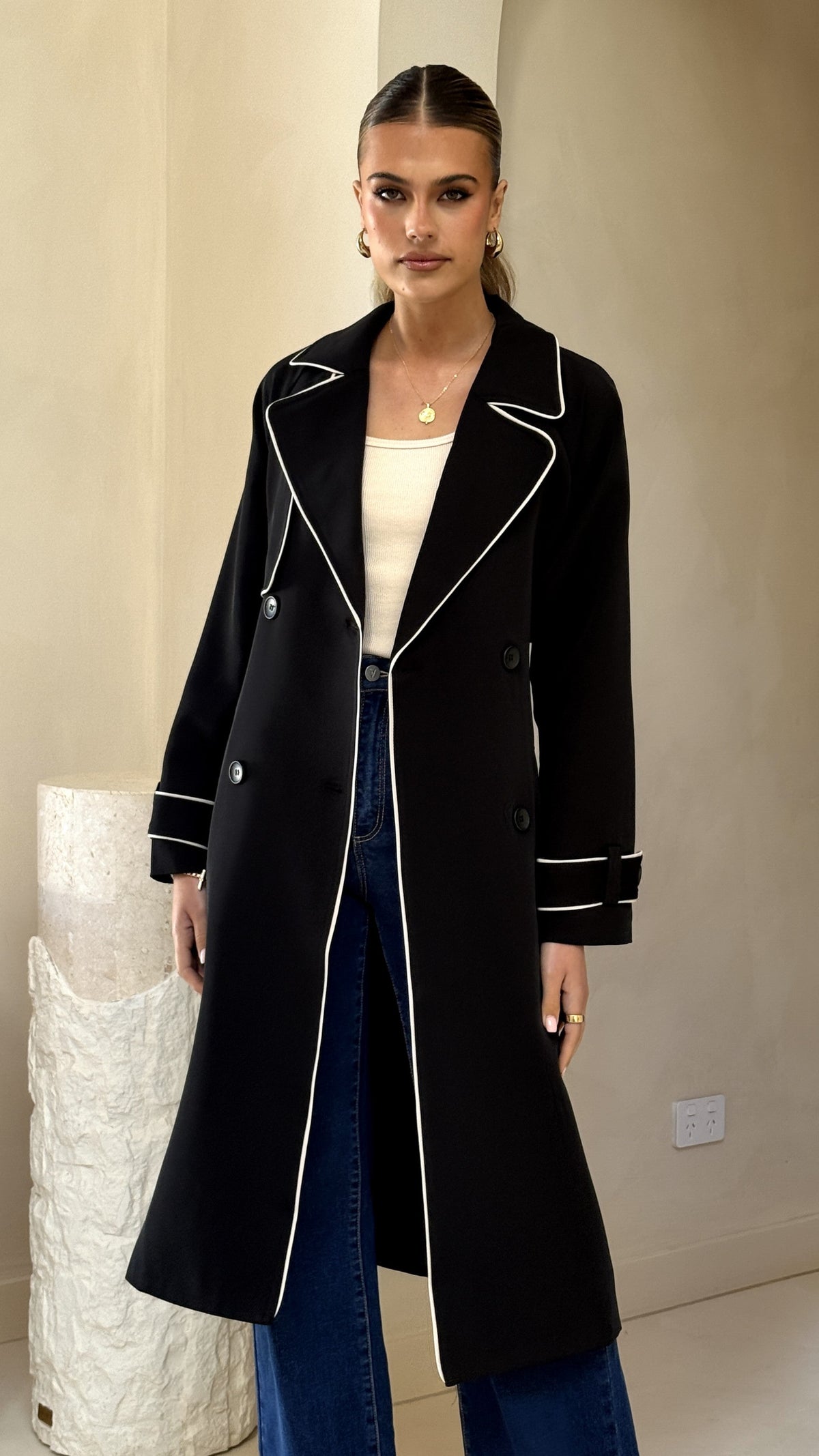 Blanca Oversized Longline Trench Coat with Waist Tie – Black – view 6