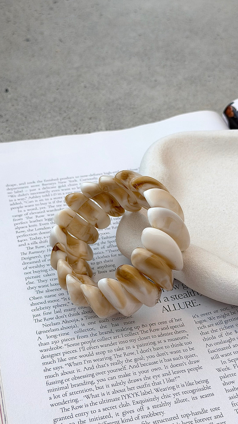 Destiny Chunky Resin Stretch Bracelet – Cream Marble