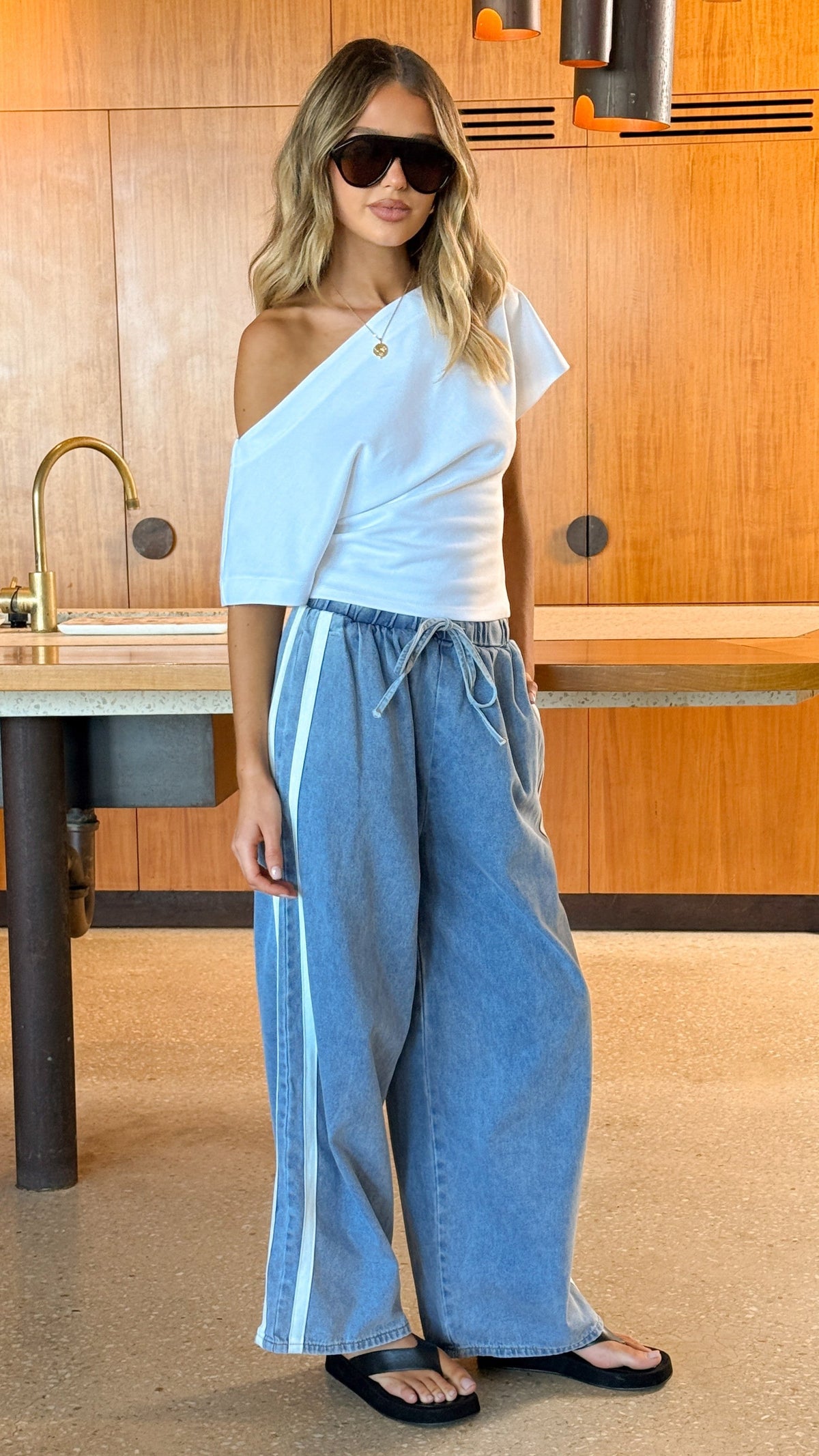 Jazlyn High Waisted Tie Waist Denim Trousers – Light Blue/White – view 4