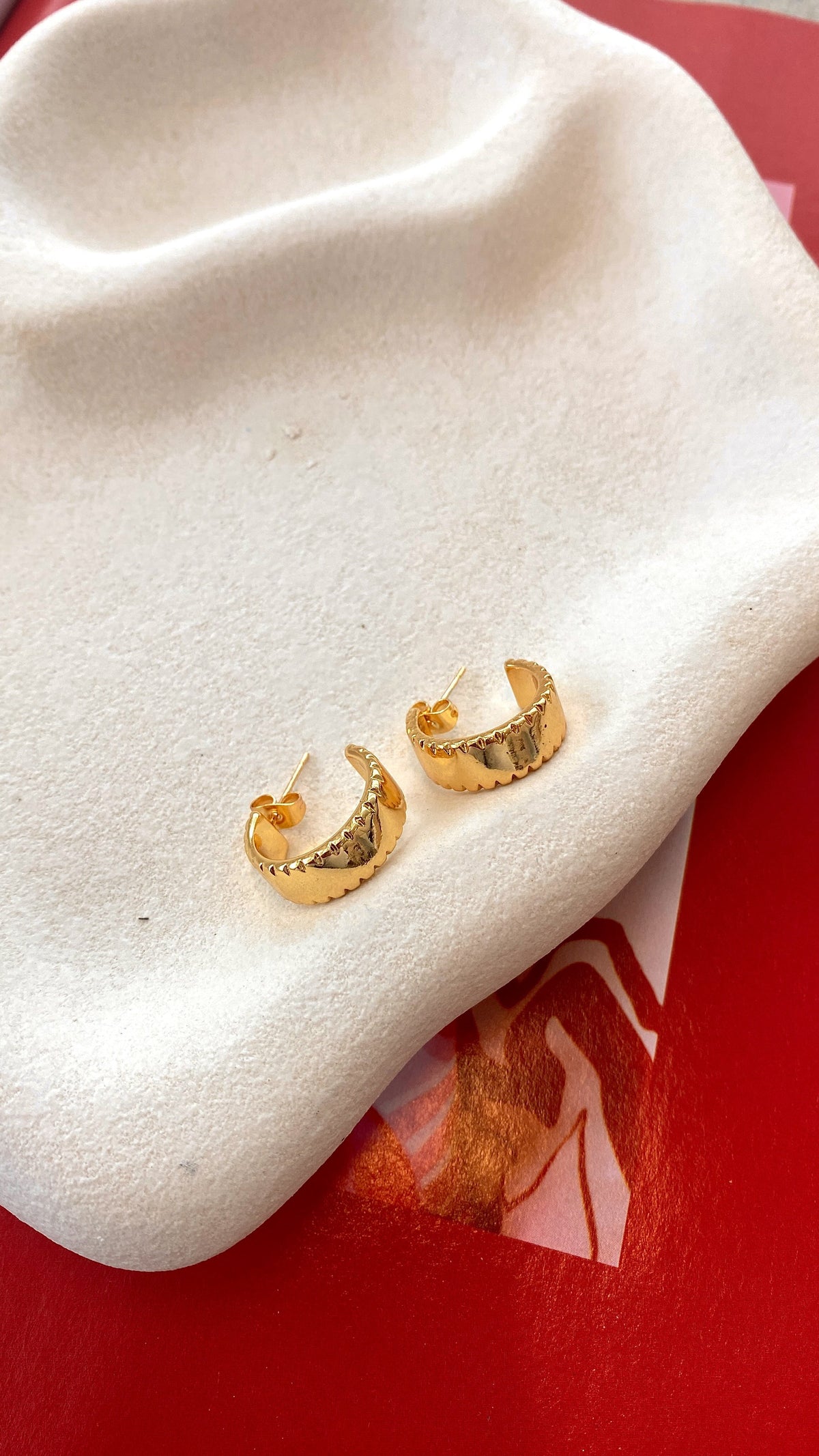 Silvia Drop Earrings with Scored Edge Detail and Stud Back – Gold – view 3