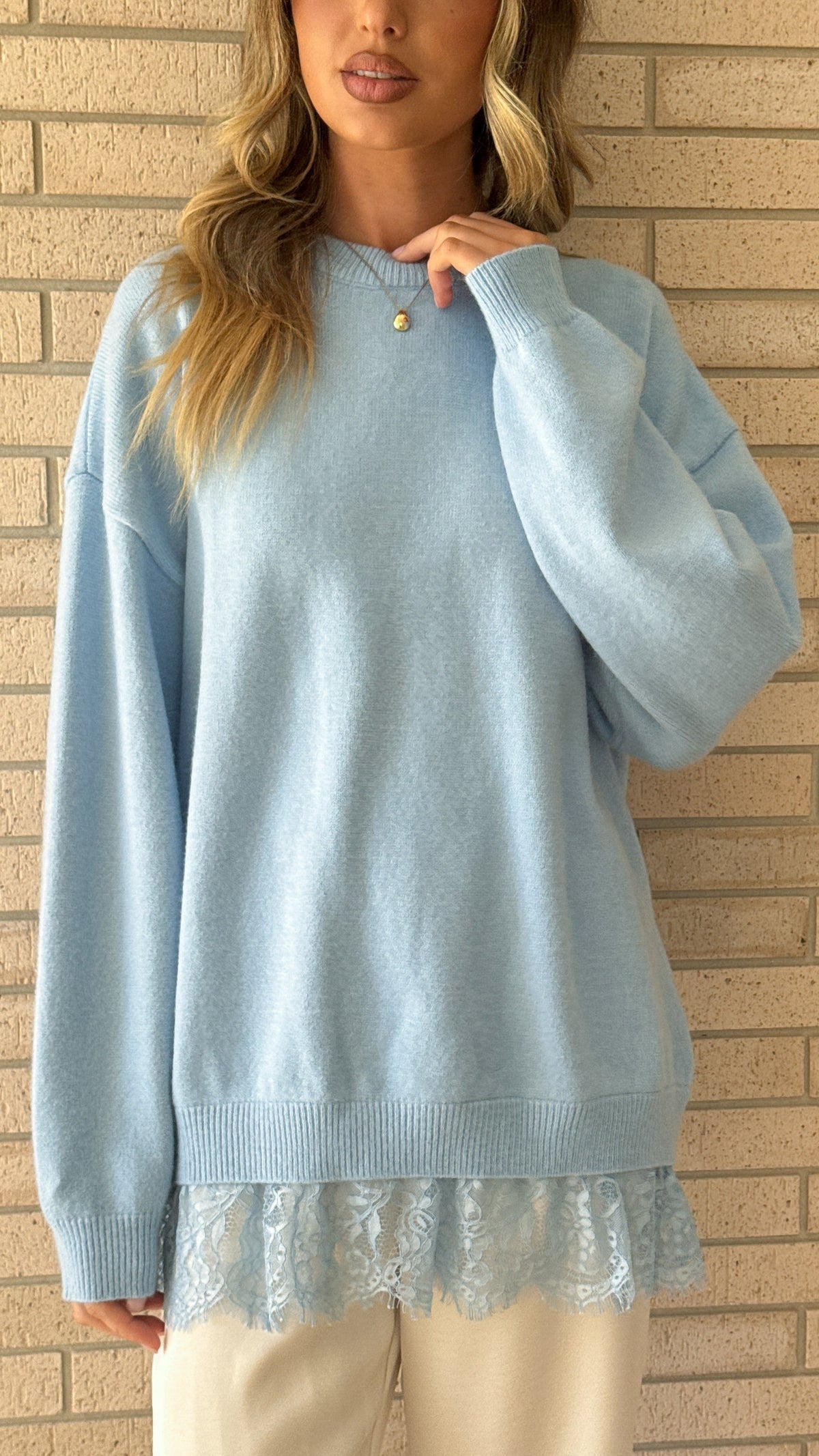 Stevie Crew Neck Longline Jumper with Lace Hem – Blue
