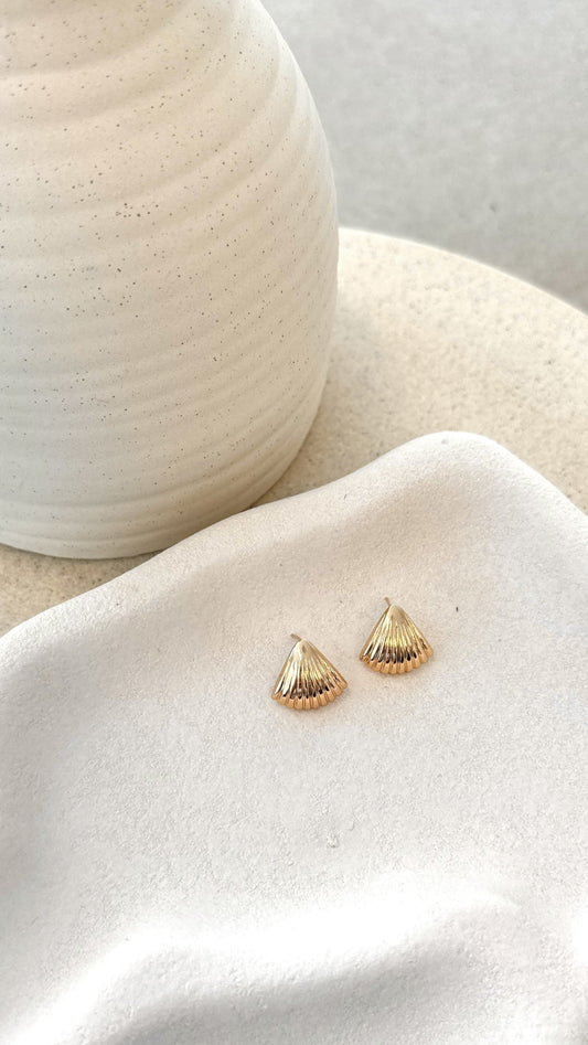 Dalair Shell Shaped Drop Earrings – Gold Plated