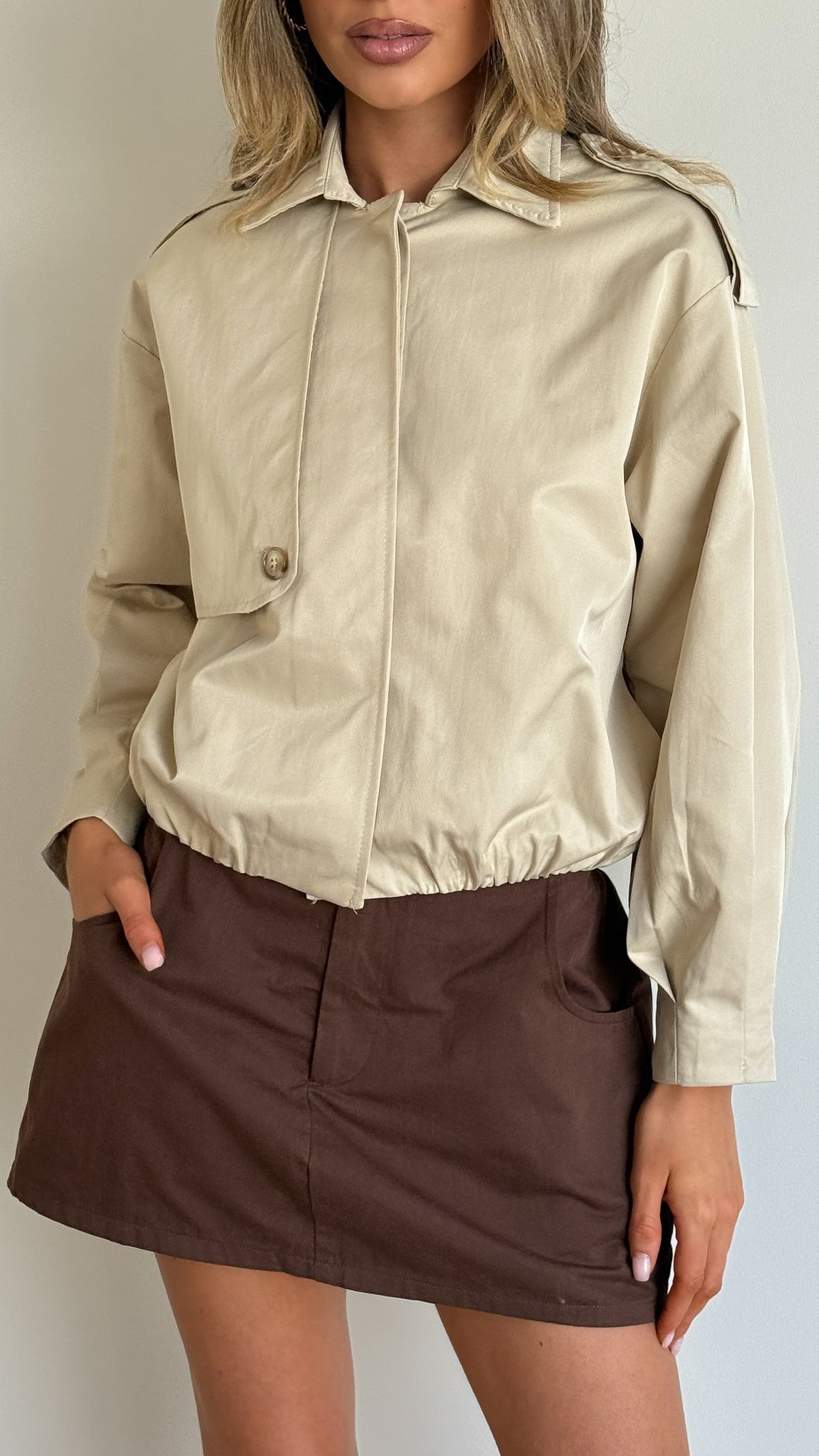 Jazz Trench-Style Bomber Jacket with Shoulder Straps – Light Beige