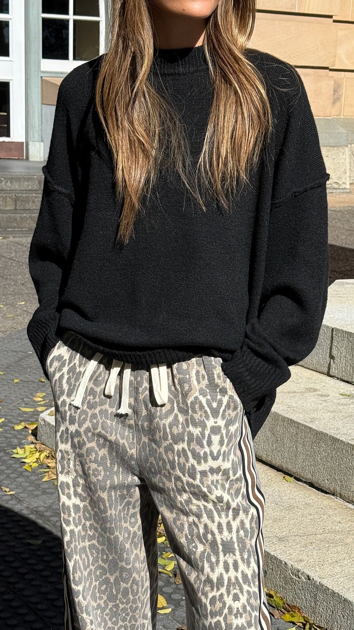 Haven Oversized Crew Neck Exposed Seam Knit Jumper – Black – view 3