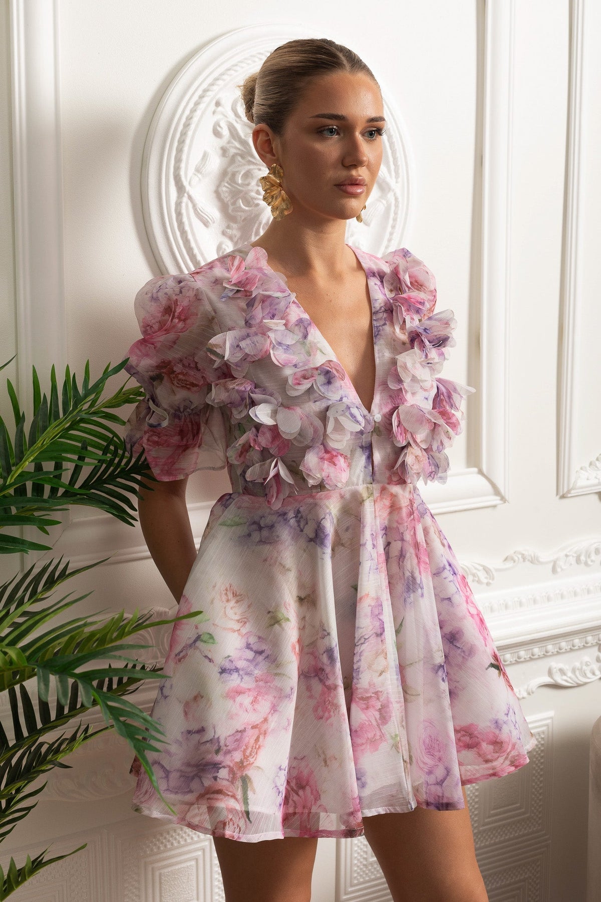 3D Floral Appliqué Puff Sleeve V-Neck A-Line Mini Dress – Pink – view 7