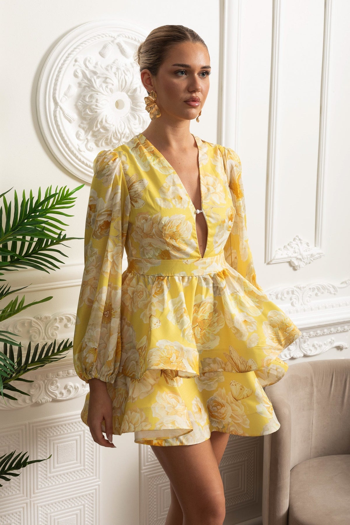 Watercolour Floral V-Neck Volume Sleeve Peplum Mini Dress – Yellow – view 5