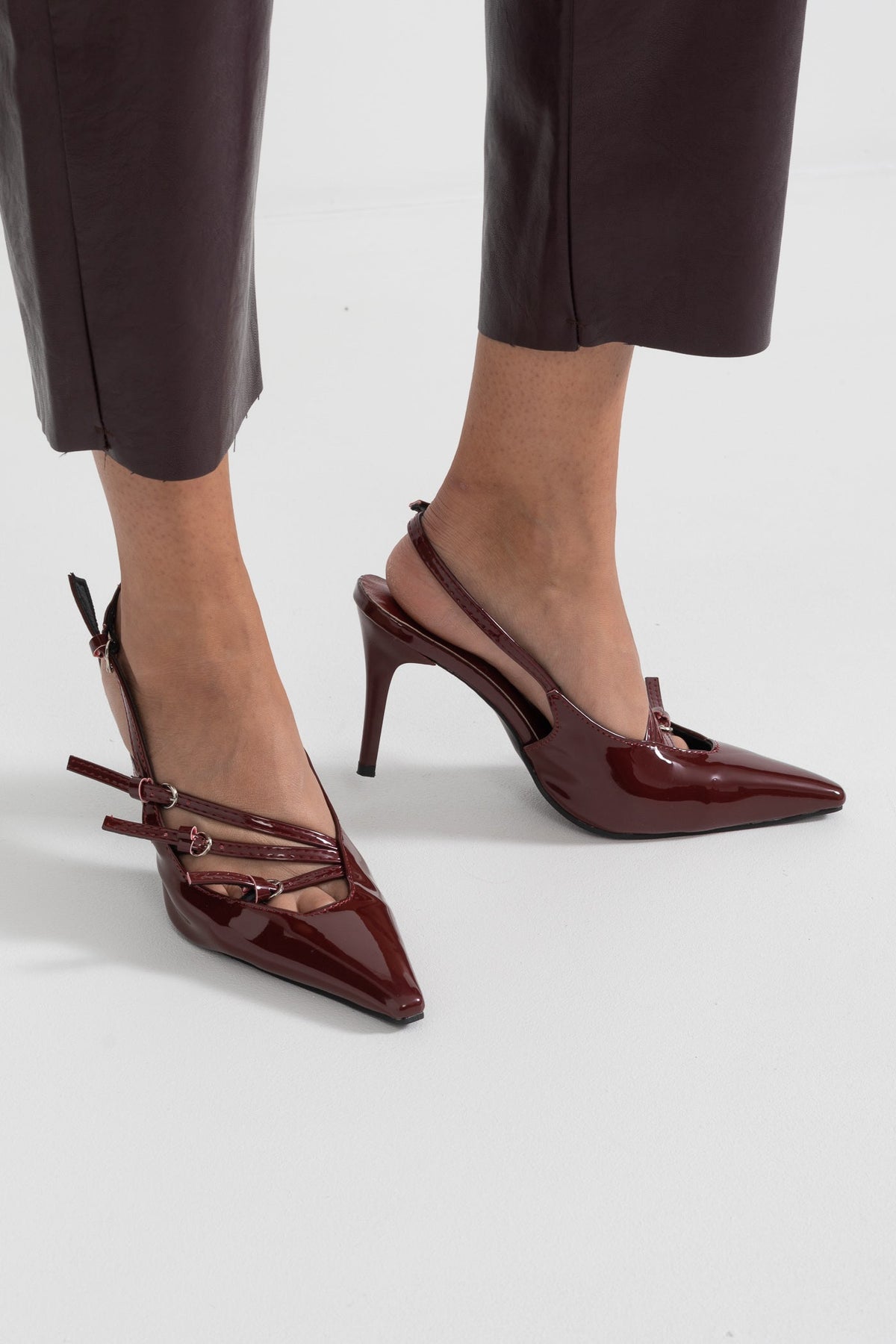 Glossy Pointed Toe Slingback Heels with Silver Buckles – Burgundy – view 3