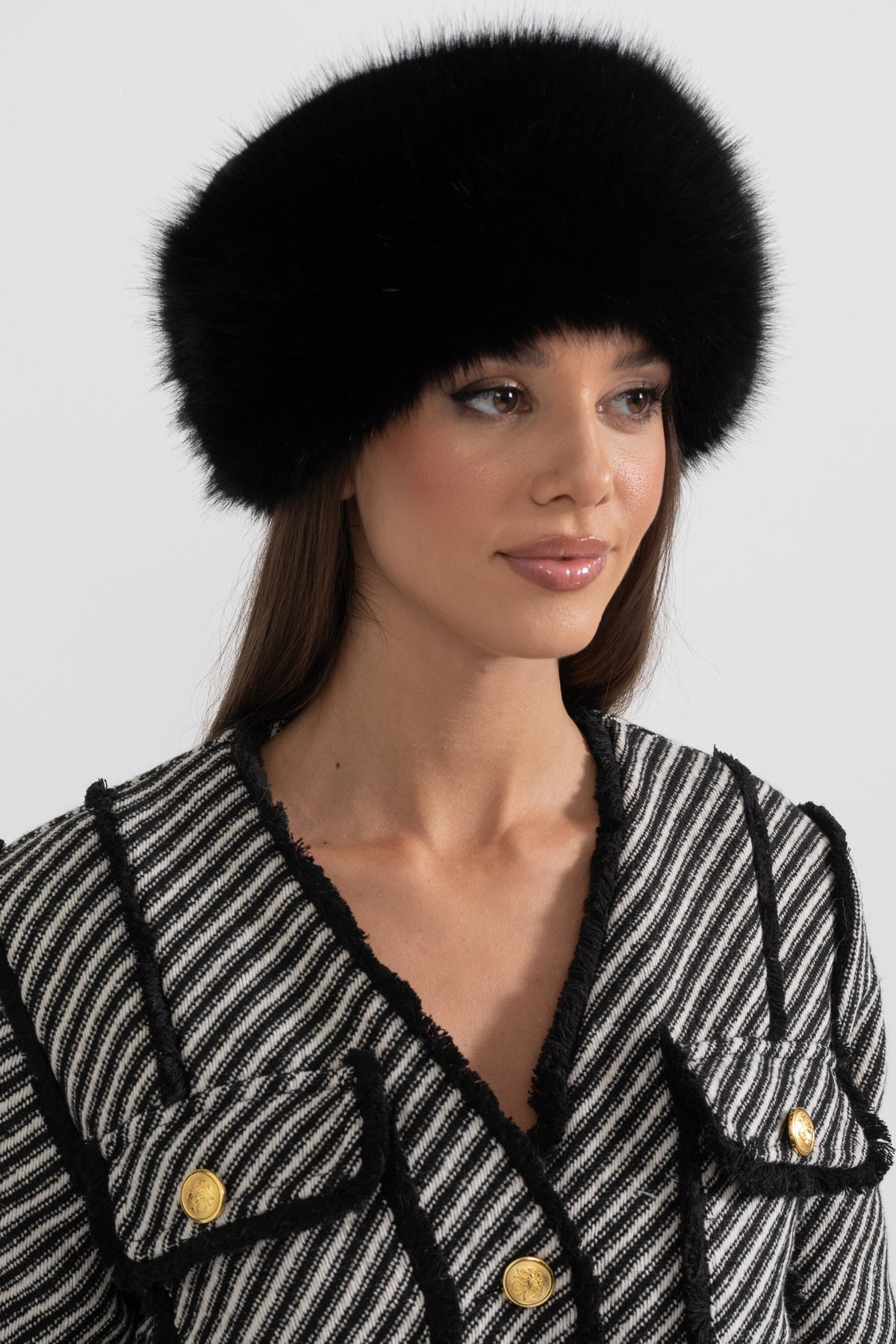 Plush Furry Texture Round Hat with Wide Brim – Black – view 3