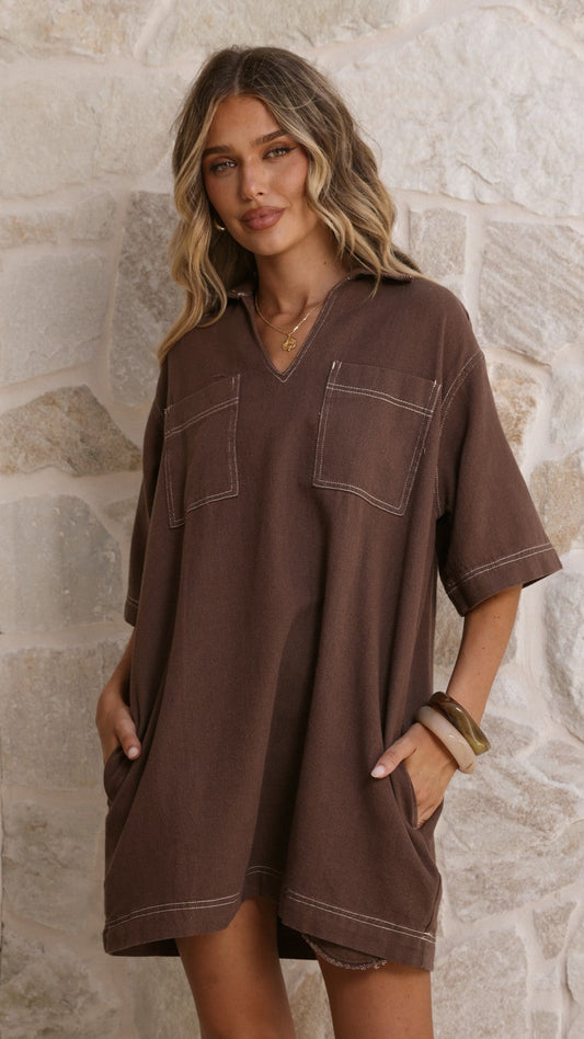 Ilia Collared V-Neck Short Sleeve Cotton Denim Mini Dress – Chocolate