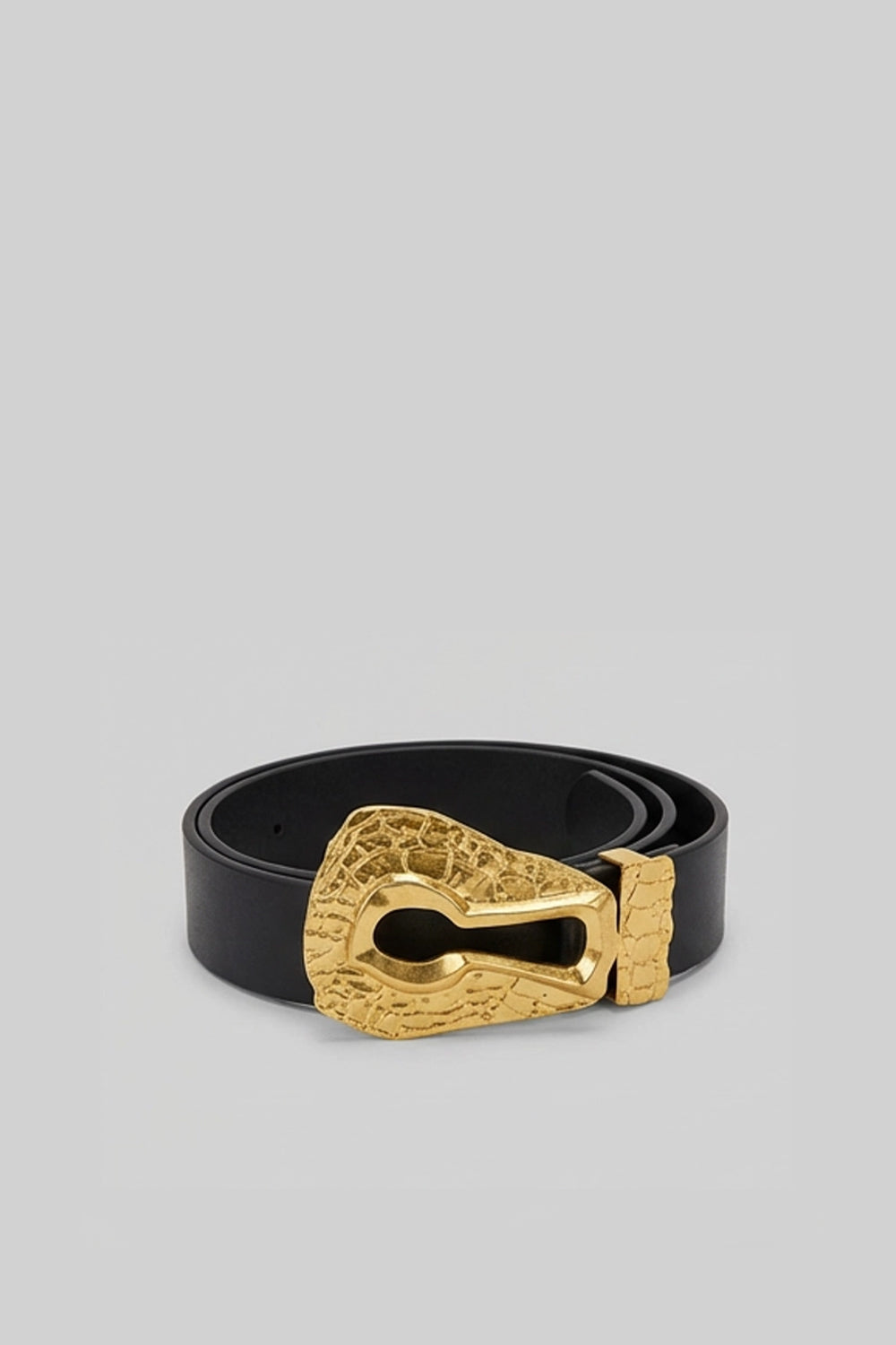 Wide Vegan Leather Belt with Hammered Gold-Tone Keyhole Buckle – Black – view 1