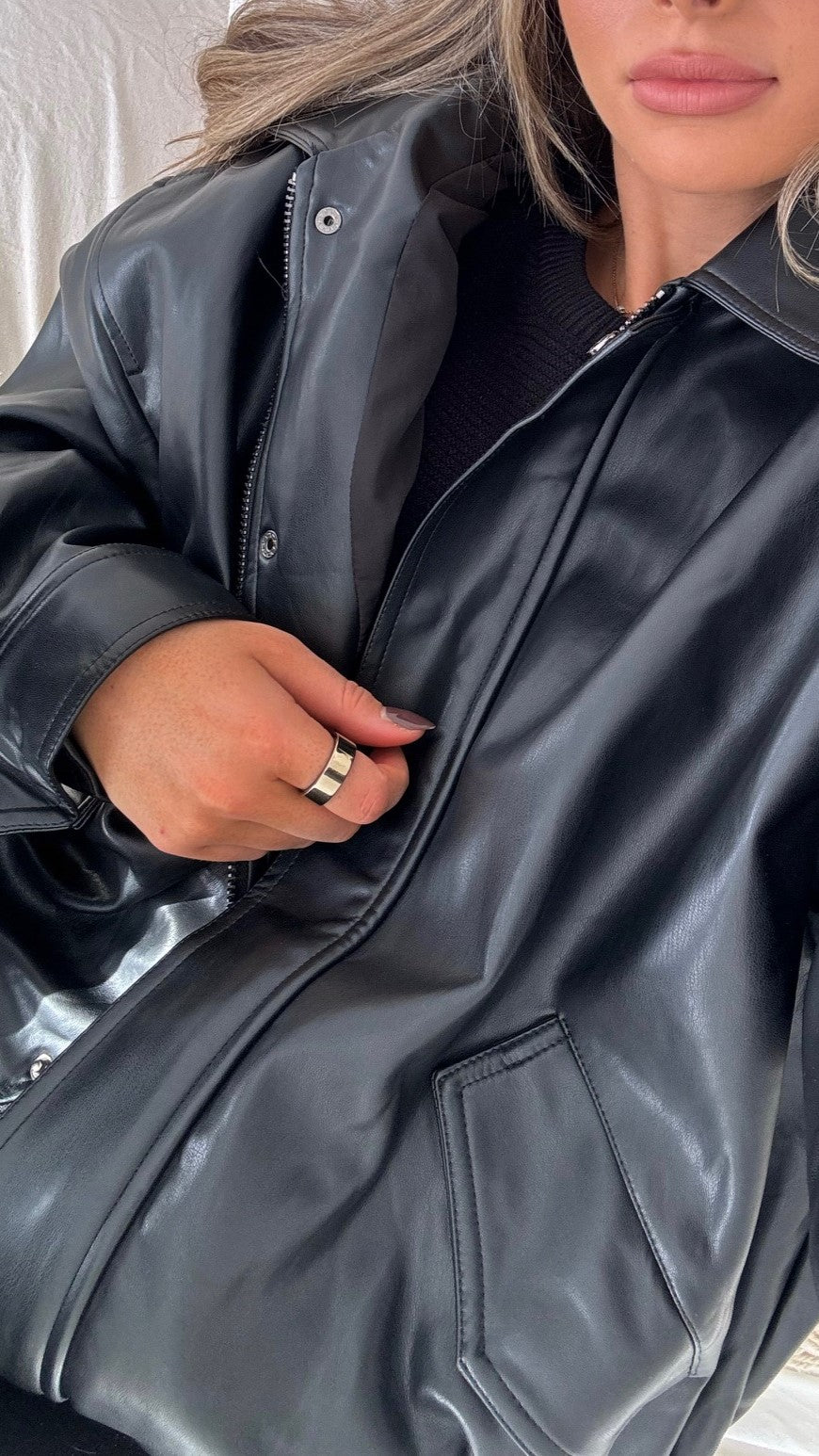 Kenny Oversized Vegan Leather Bomber Jacket – Jet Black – view 4