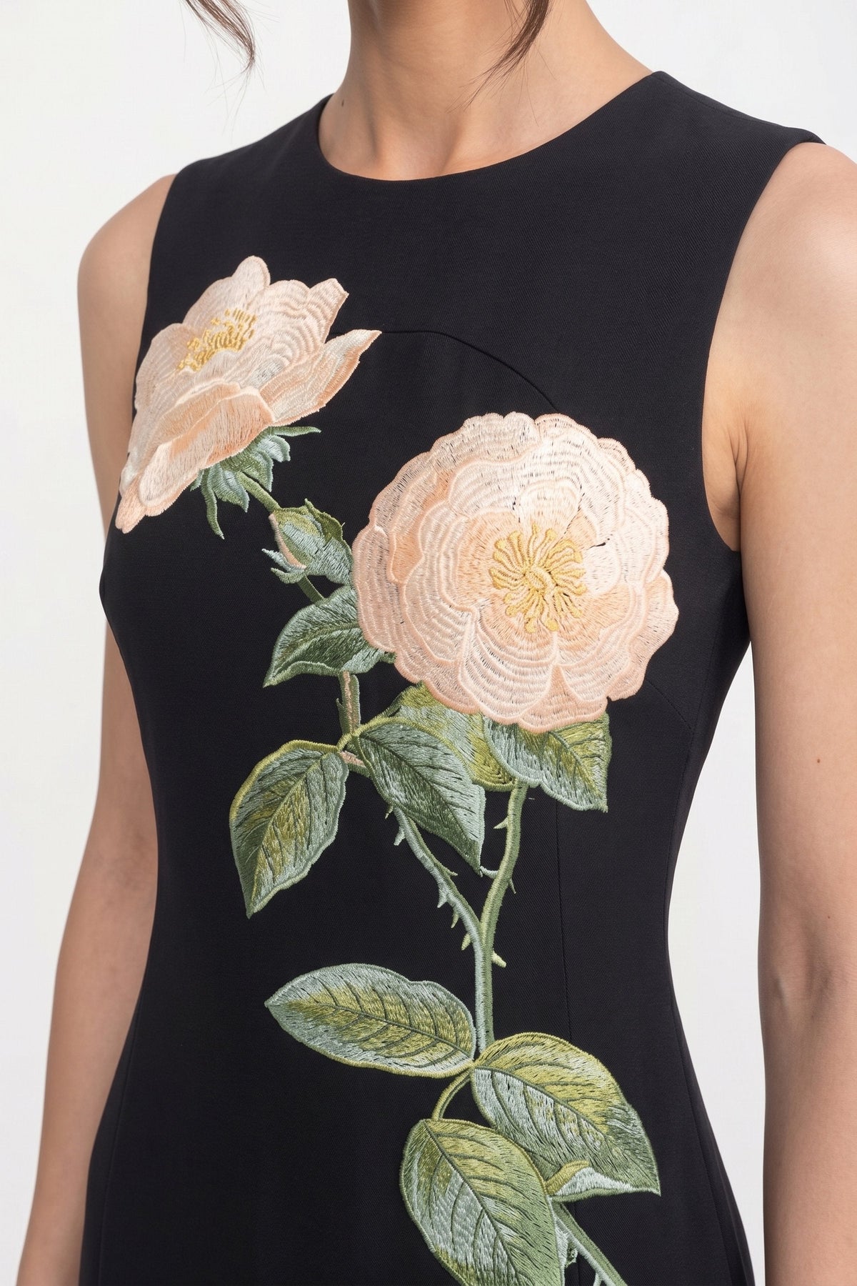 Sleeveless 3D Floral Appliqué Midi Dress with Full Skirt – Black – view 7