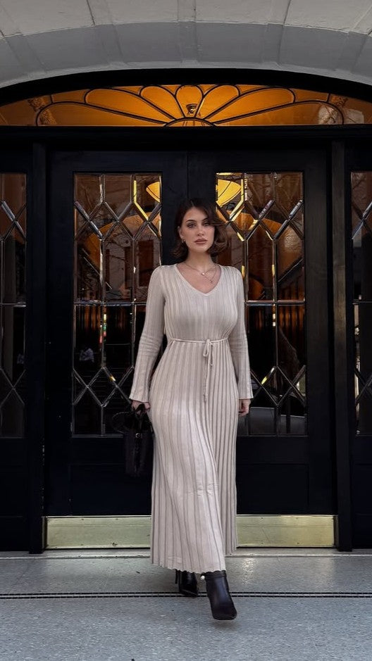 Cyra V-Neck Ribbed Knit Long Sleeve Maxi Dress – Beige – view 3