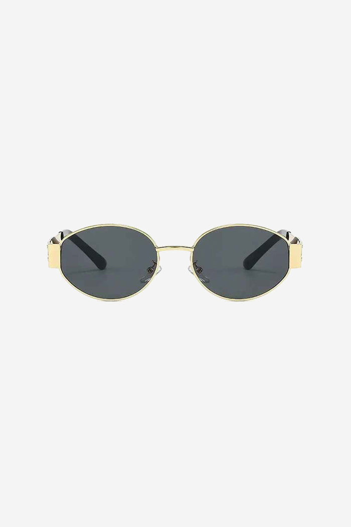 Oval Frame Sunglasses with Engraved Wide Gold Temples – Black – view 3